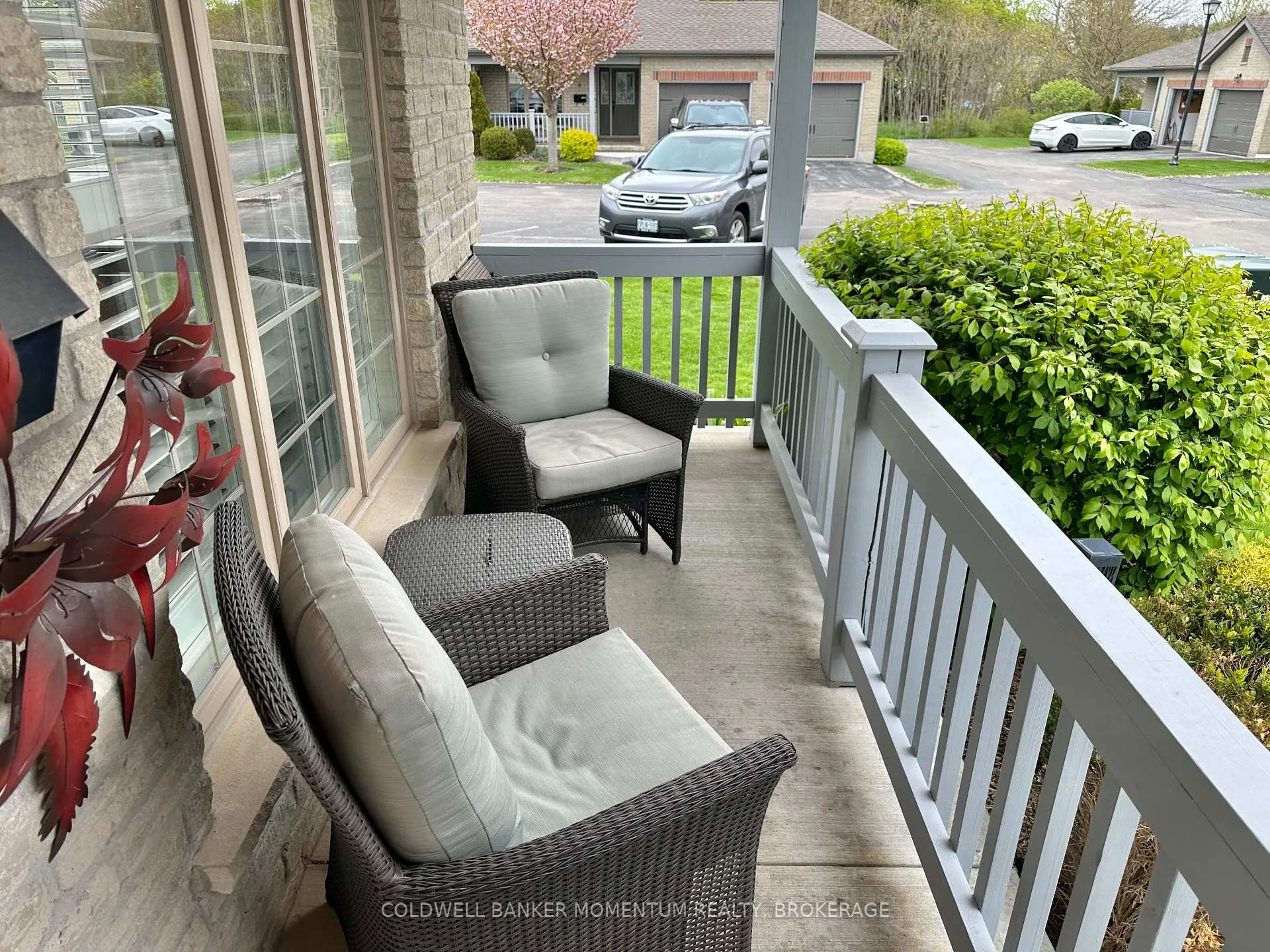 Photo 3 of Unit 4, 409 Queen Street S, Norfolk, Simcoe — HOMEH