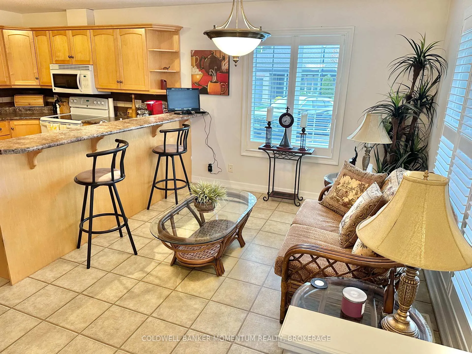 Photo 7 of Unit 4, 409 Queen Street S, Norfolk, Simcoe — HOMEH