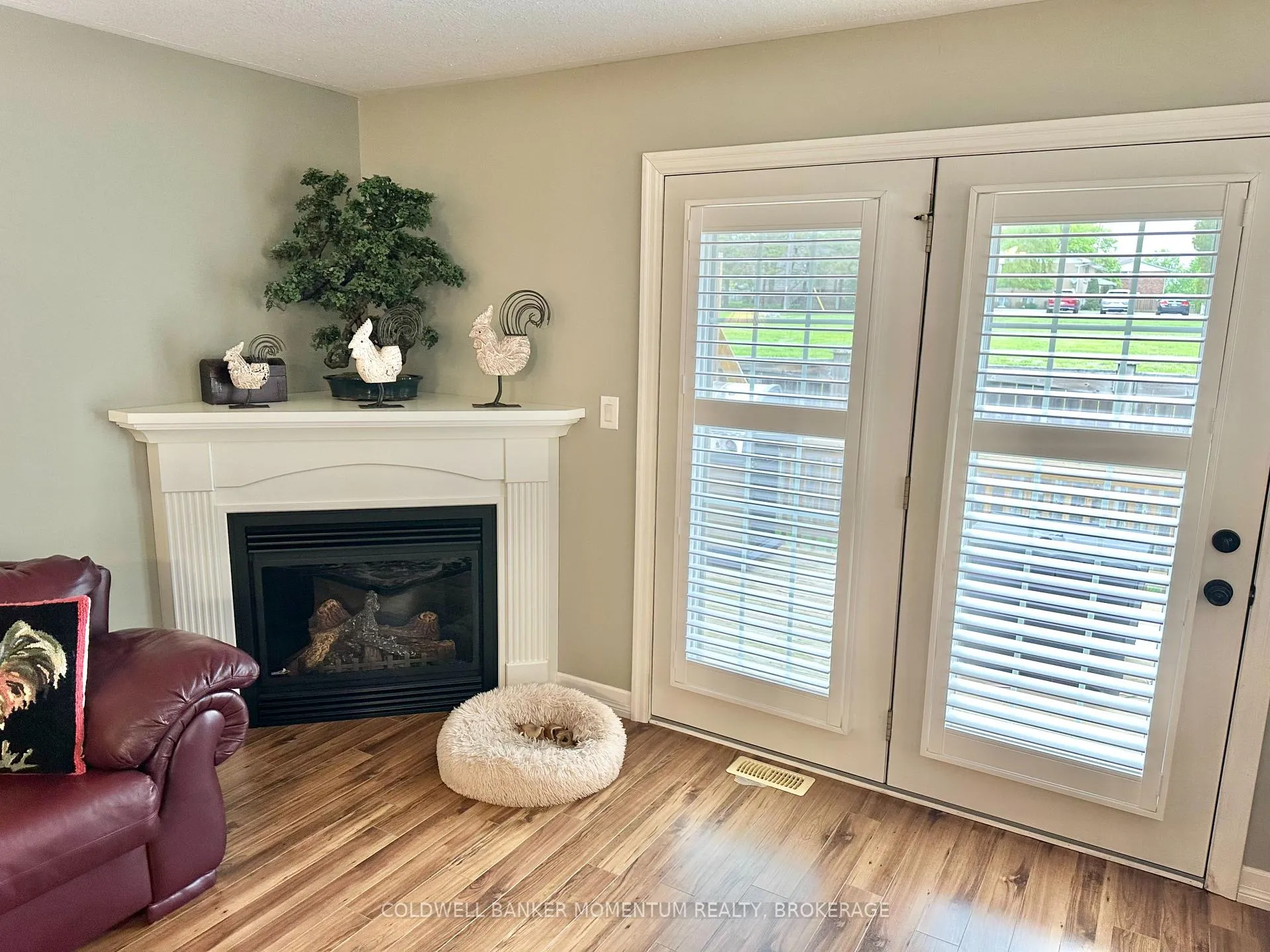 Photo 13 of Unit 4, 409 Queen Street S, Norfolk, Simcoe — HOMEH