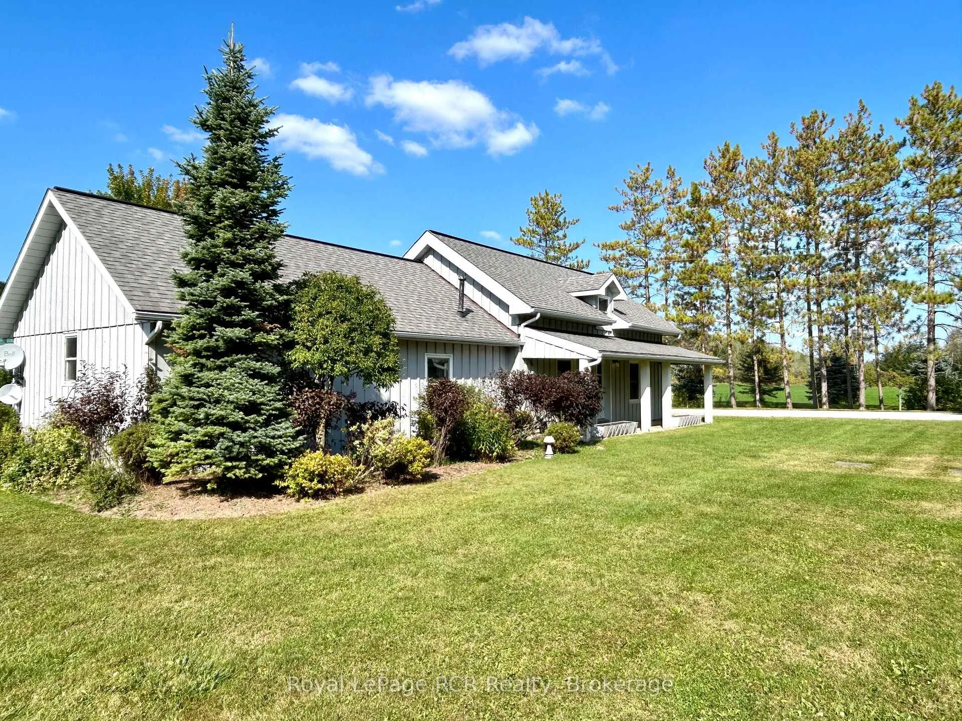Photo 1 of 324097 The Glen Road, West Grey — HOMEH