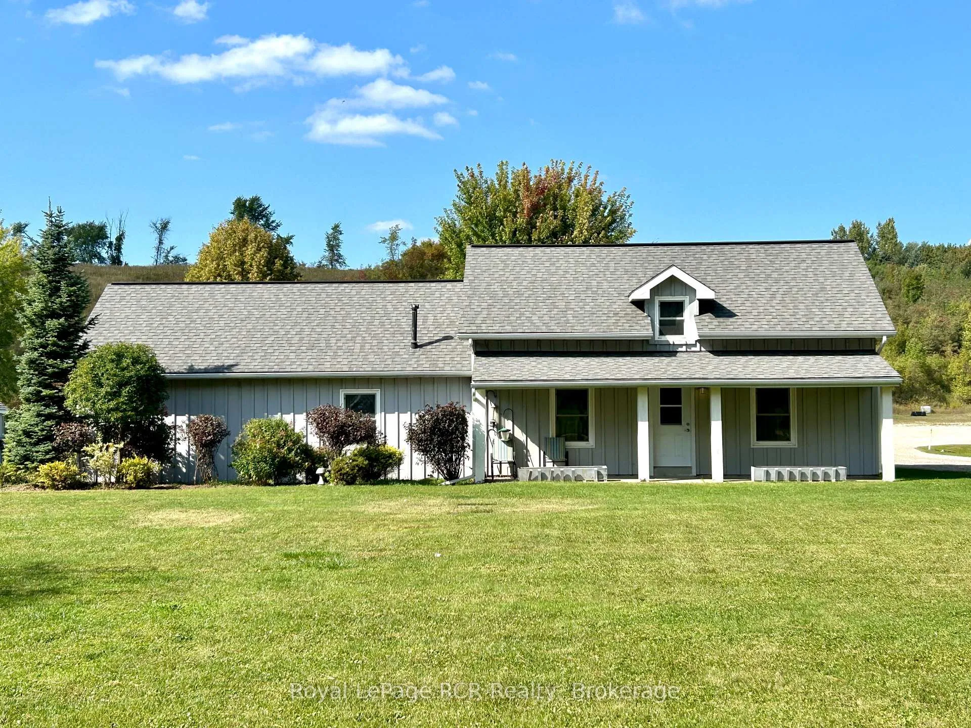 Photo 2 of 324097 The Glen Road, West Grey — HOMEH