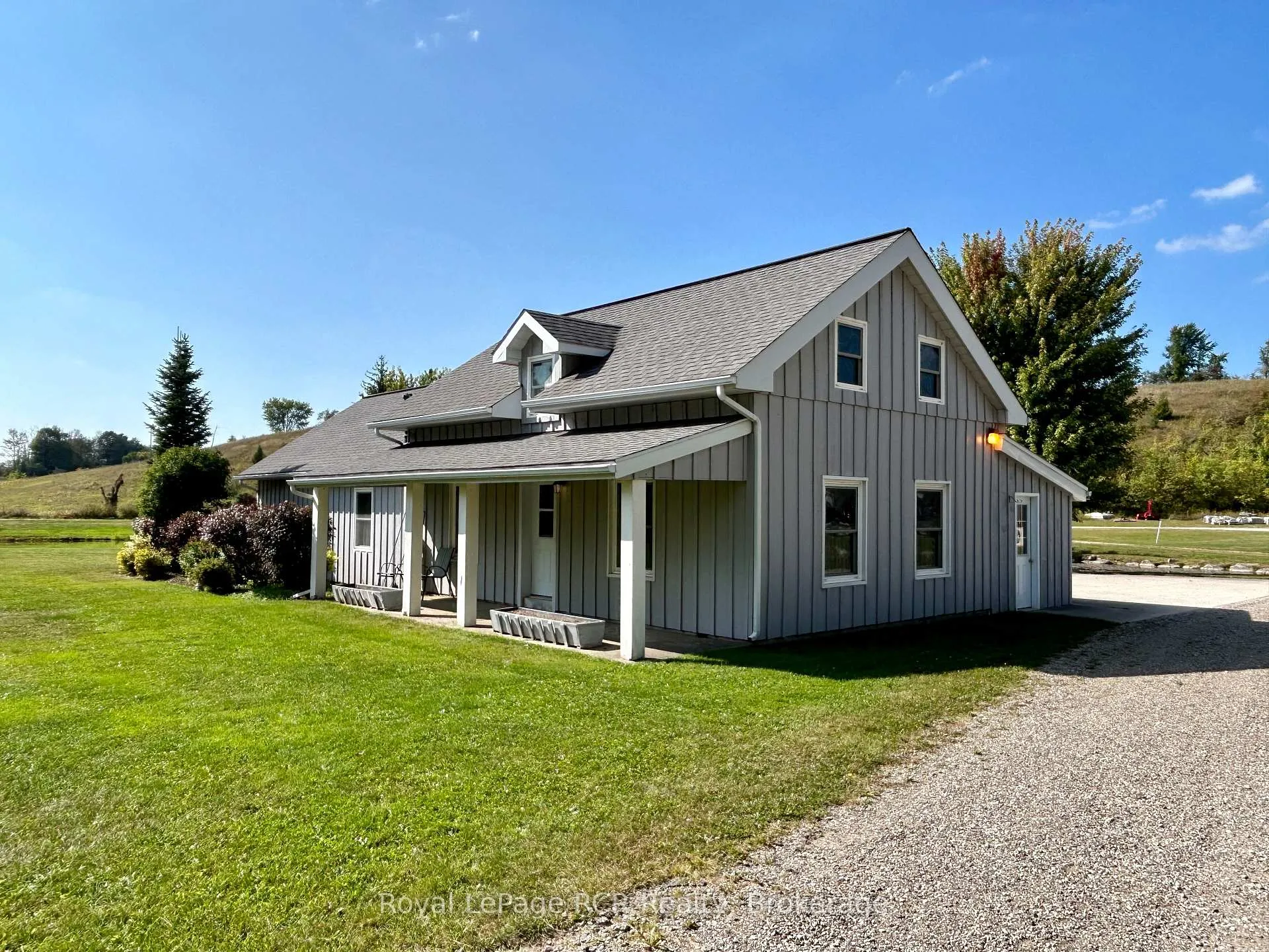 Photo 3 of 324097 The Glen Road, West Grey — HOMEH