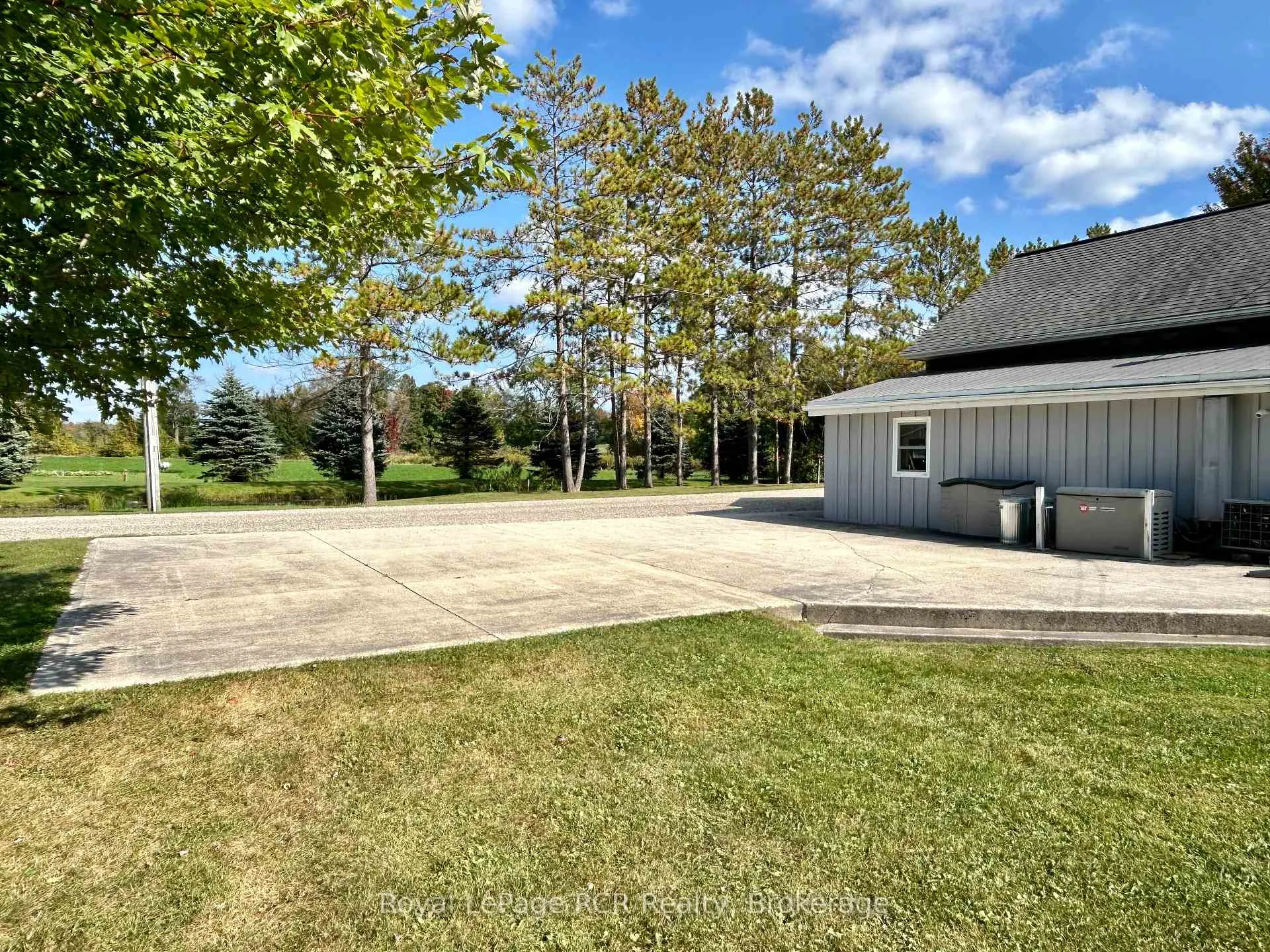 Photo 5 of 324097 The Glen Road, West Grey — HOMEH