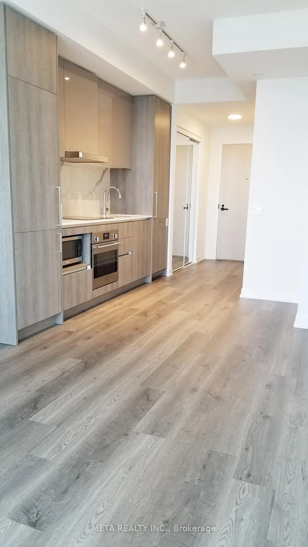 Photo 4 of Unit 5201, 195 Commerce Street, Vaughan, Vaughan Corporate Centre — HOMEH