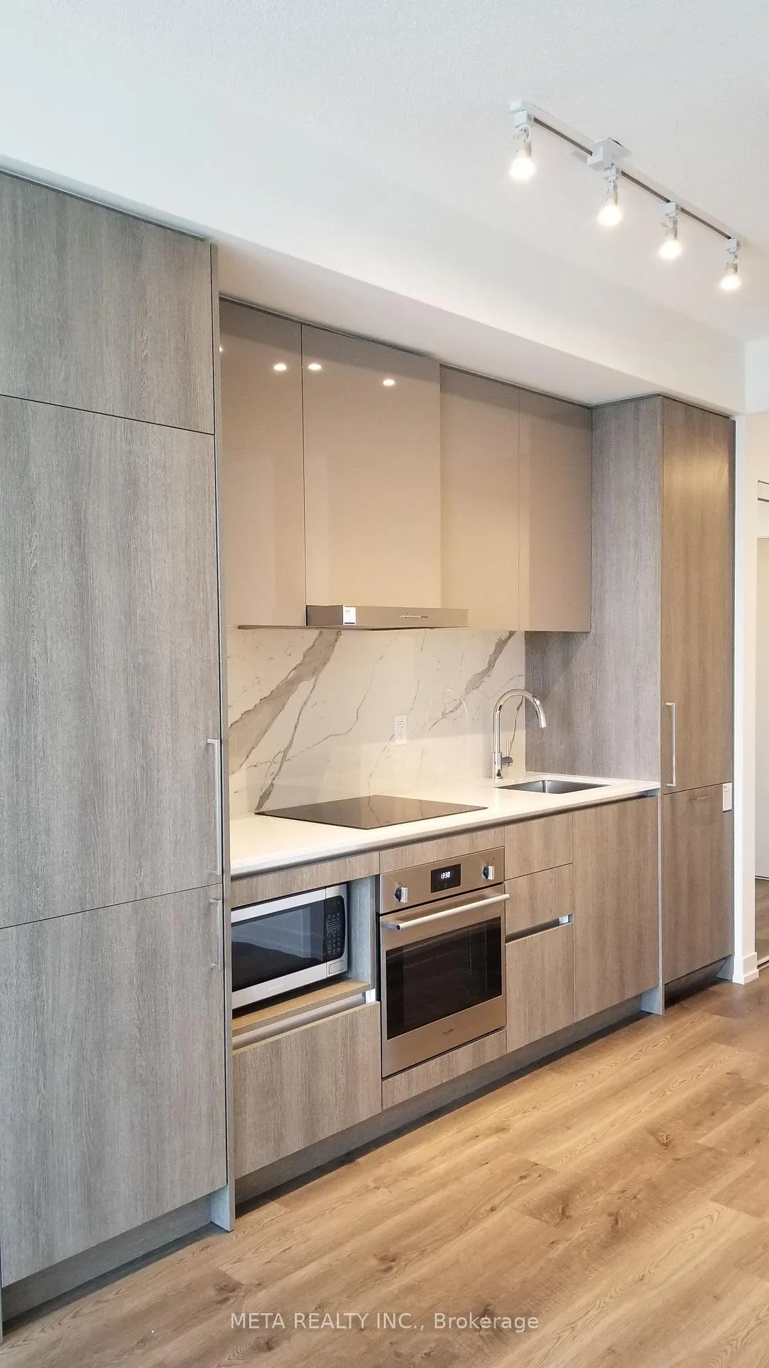 Photo 6 of Unit 5201, 195 Commerce Street, Vaughan, Vaughan Corporate Centre — HOMEH