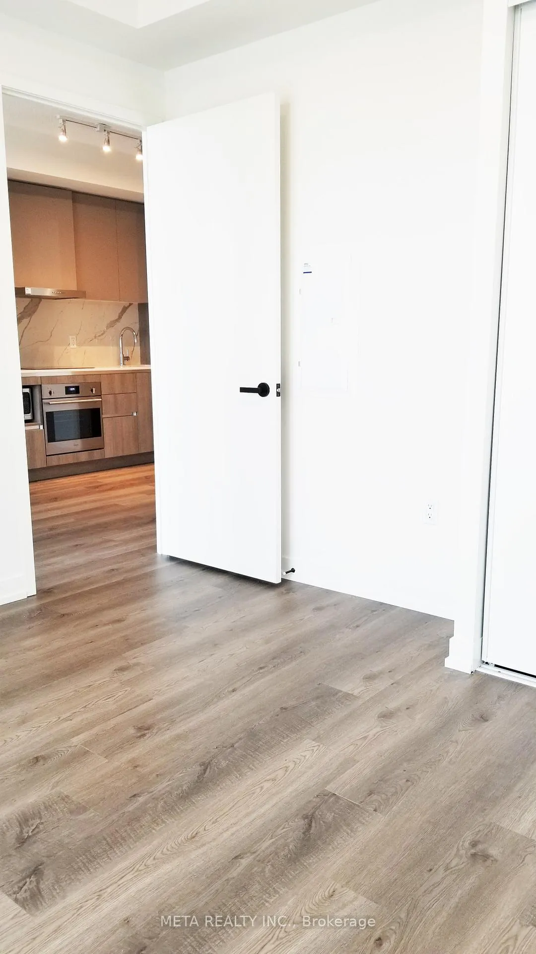 Photo 11 of Unit 5201, 195 Commerce Street, Vaughan, Vaughan Corporate Centre — HOMEH