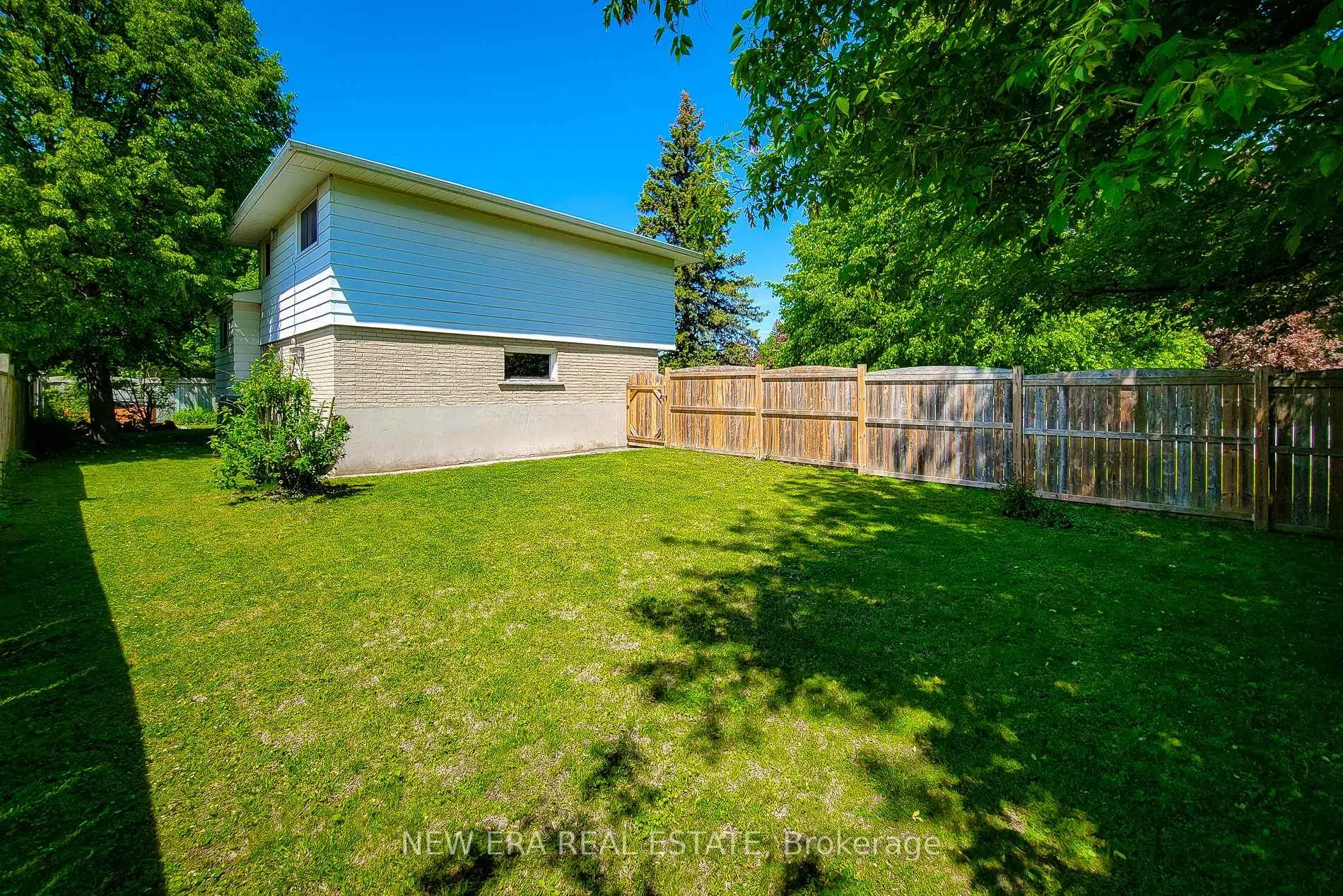 Photo 5 of 1 Greenwood Avenue, Cambridge, Christopher-Champlain — HOMEH