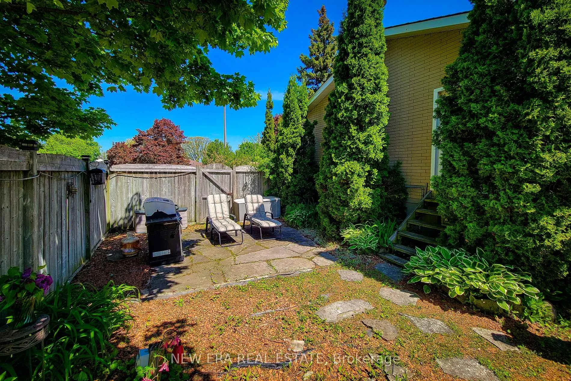 Photo 9 of 1 Greenwood Avenue, Cambridge, Christopher-Champlain — HOMEH