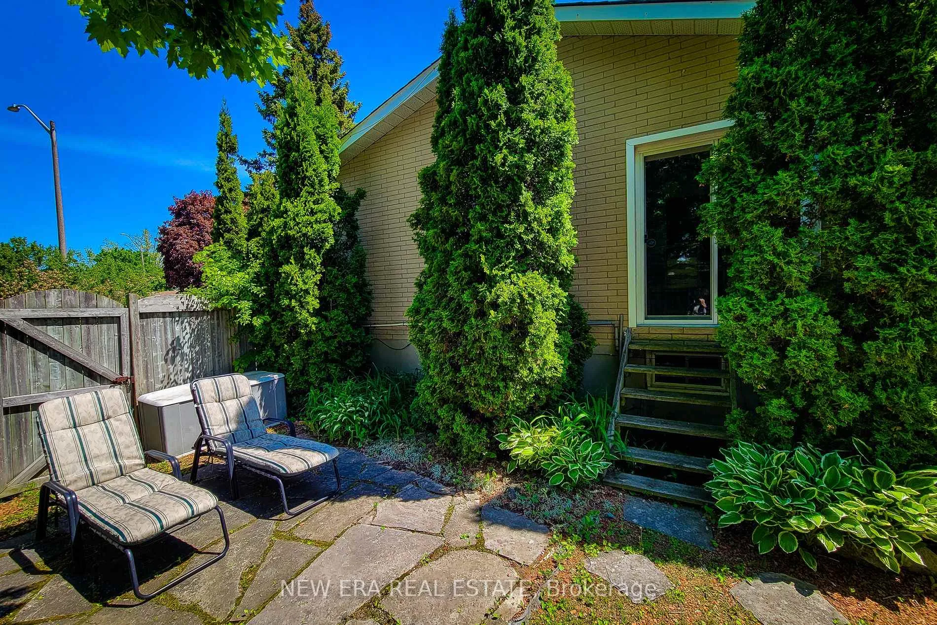 Photo 10 of 1 Greenwood Avenue, Cambridge, Christopher-Champlain — HOMEH
