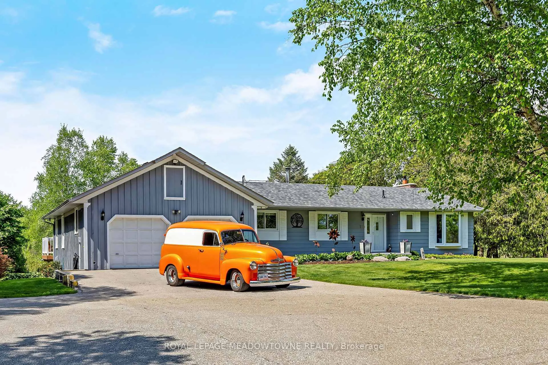 Photo 2 of 11740 Dublin Line, Halton Hills, Rural Esquesing — HOMEH