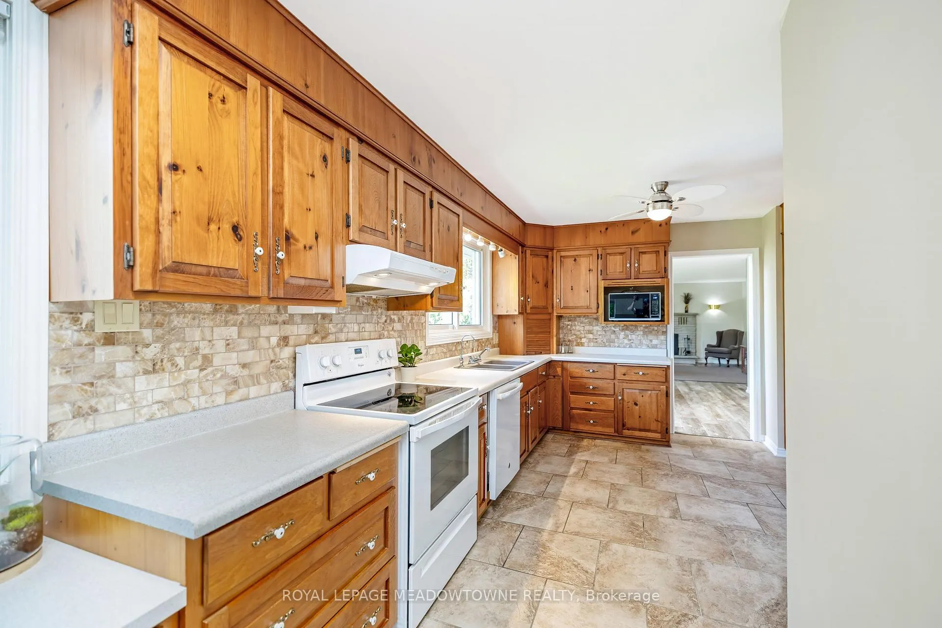 Photo 8 of 11740 Dublin Line, Halton Hills, Rural Esquesing — HOMEH