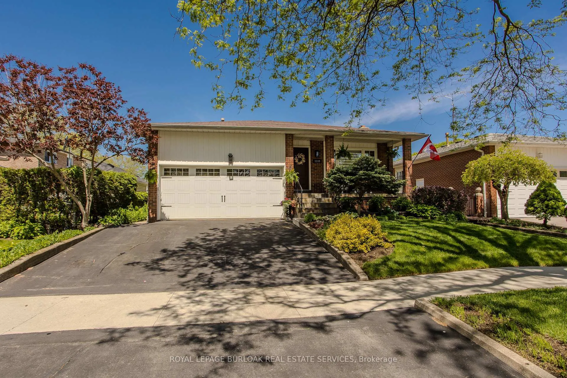 Photo 1 of 1109 Dowland Crescent, Burlington, LaSalle — HOMEH