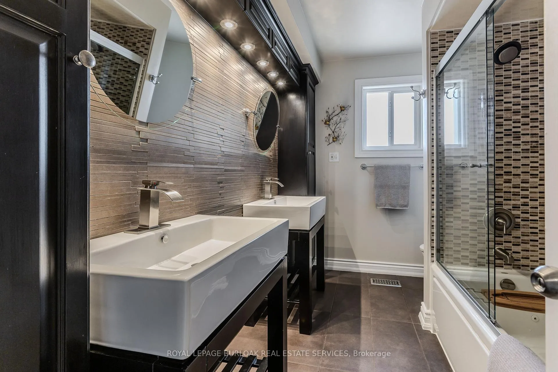 Photo 20 of 1109 Dowland Crescent, Burlington, LaSalle — HOMEH