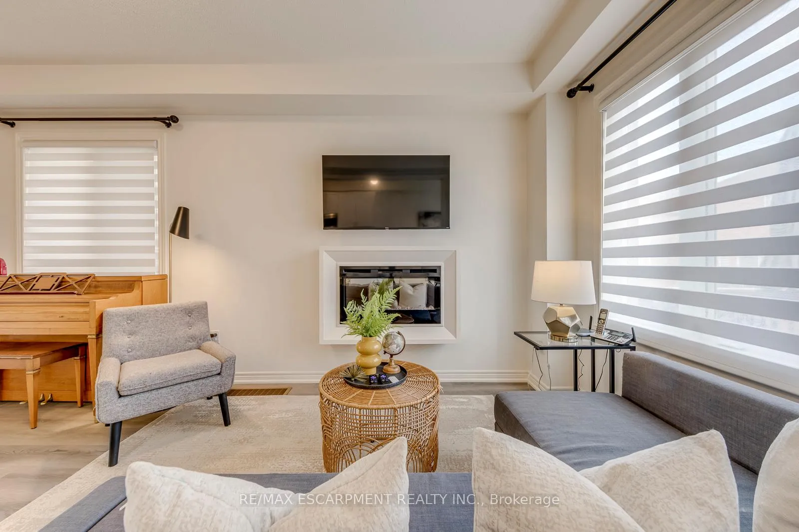 Photo 9 of 407 Skinner Road, Hamilton, Waterdown — HOMEH
