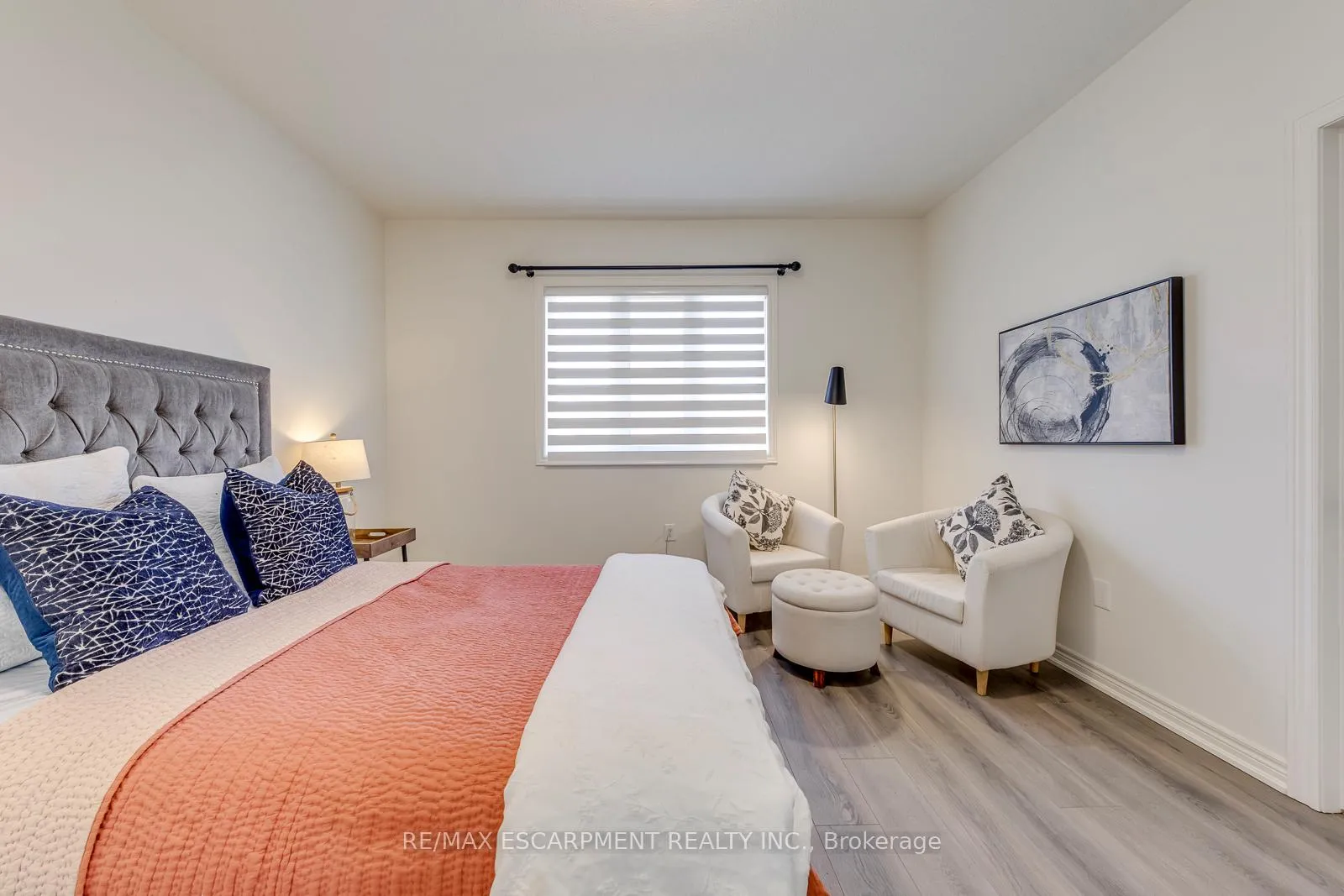 Photo 16 of 407 Skinner Road, Hamilton, Waterdown — HOMEH
