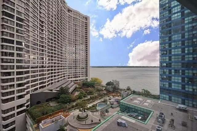 Photo 10 of Unit 1606, 77 Harbour Square, Toronto, Waterfront Communities — HOMEH