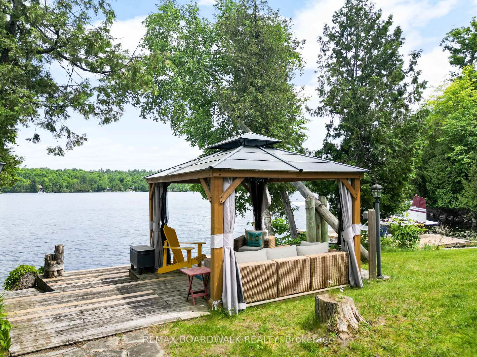 Photo 41 of 101 Arthur Road, Tay Valley, Bathurst/Burgess & Sherbrooke (Bathurst) Twp — HOMEH