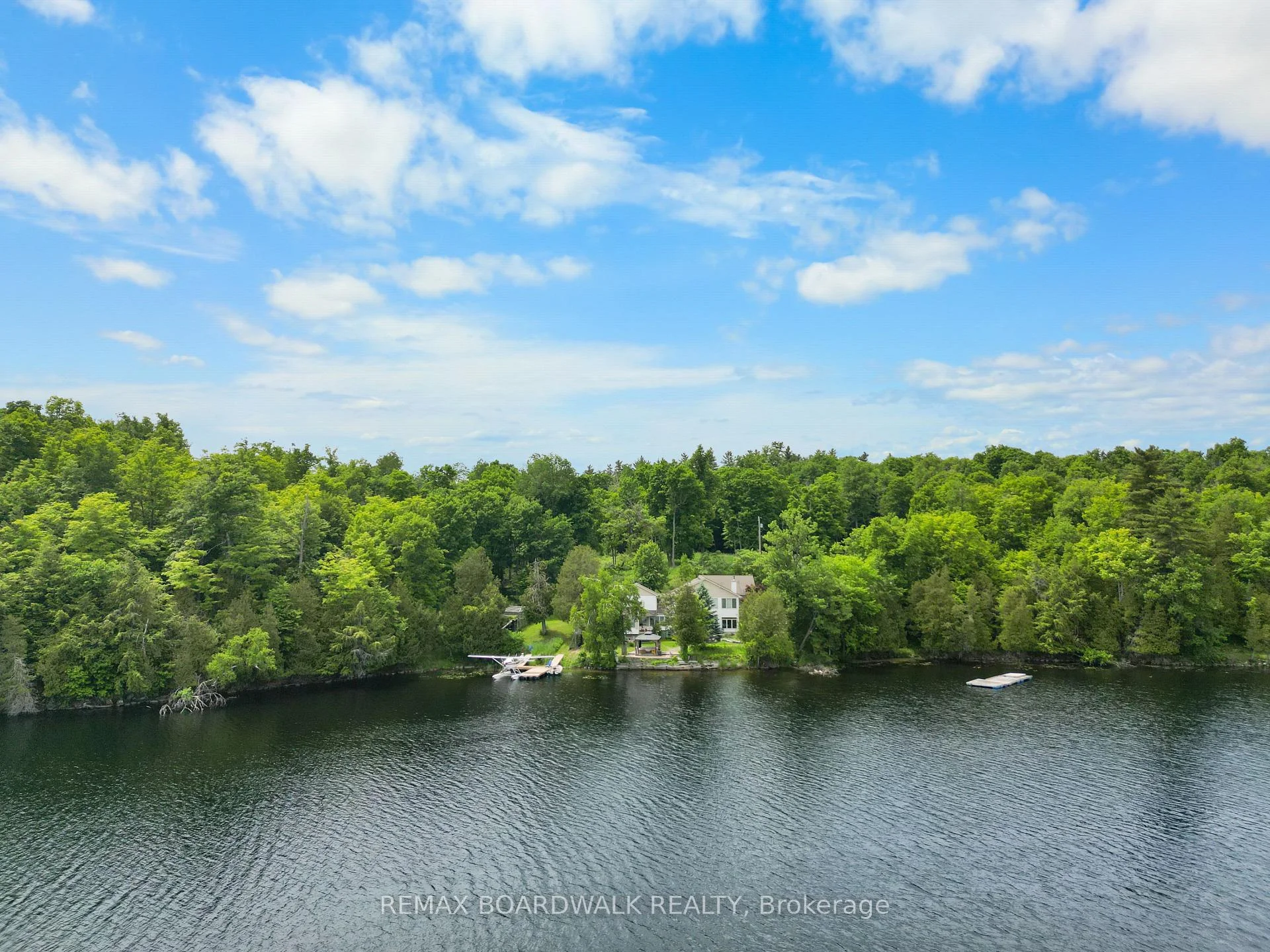 Photo 5 of 101 Arthur Road, Tay Valley, Bathurst/Burgess & Sherbrooke (Bathurst) Twp — HOMEH