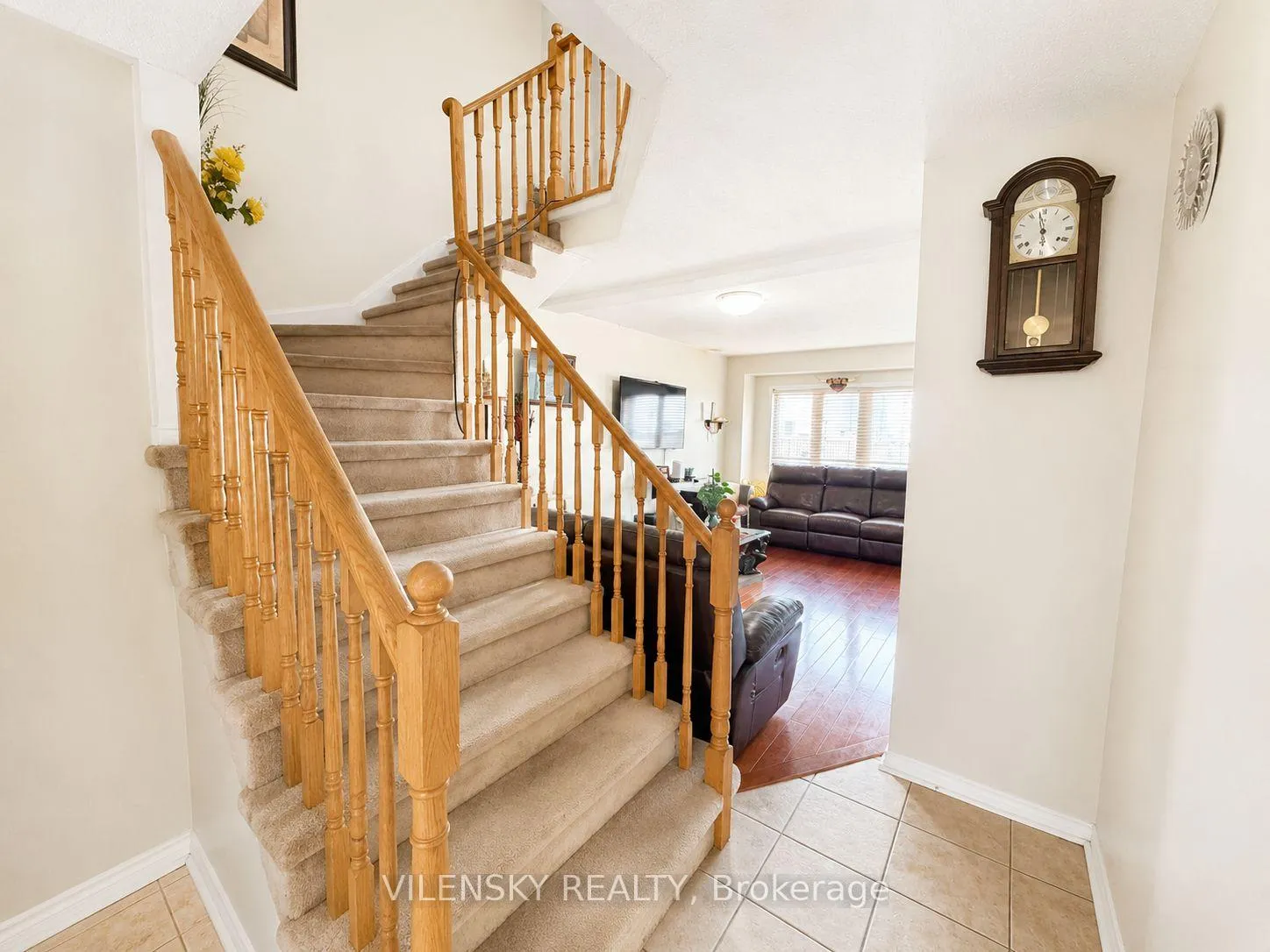 Photo 5 of 77 Billingsley Crescent, Markham, Cedarwood — HOMEH