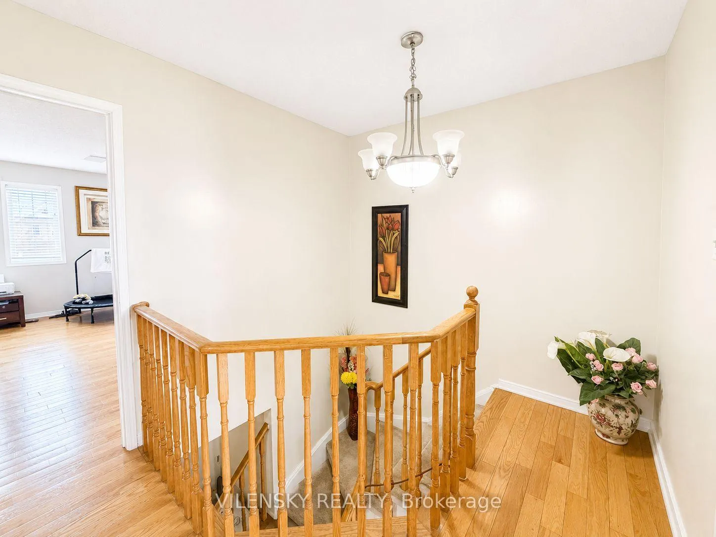 Photo 9 of 77 Billingsley Crescent, Markham, Cedarwood — HOMEH