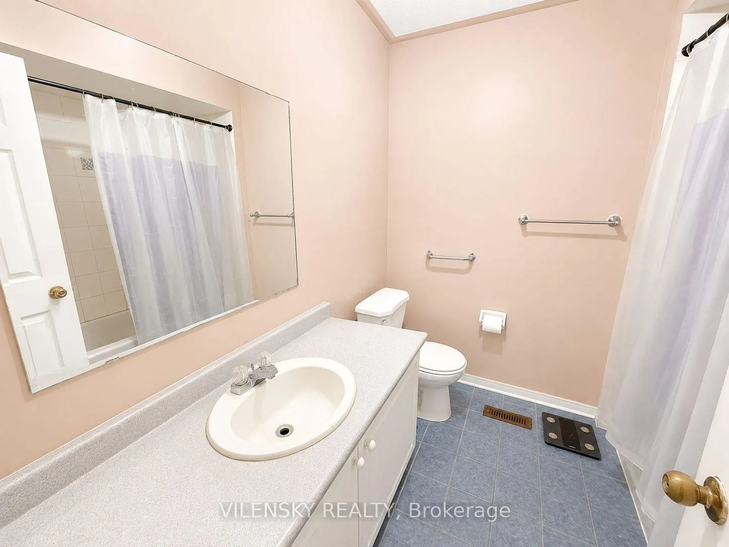 Photo 17 of 77 Billingsley Crescent, Markham, Cedarwood — HOMEH
