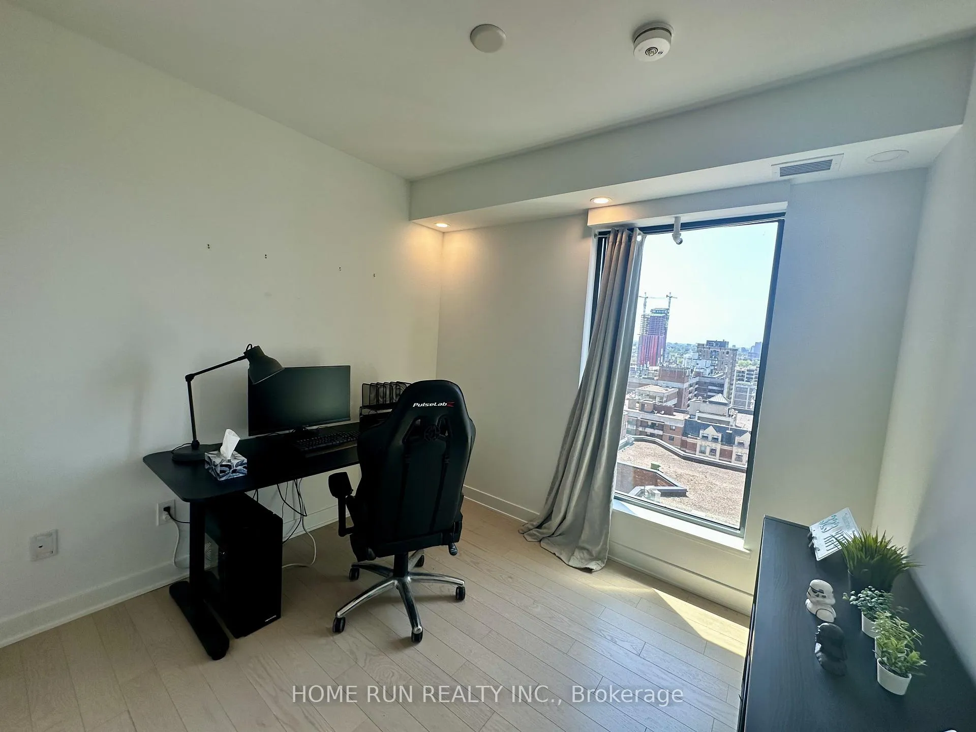 Photo 7 of Unit 1701, 340 Queen Street, Ottawa, Ottawa Centre — HOMEH