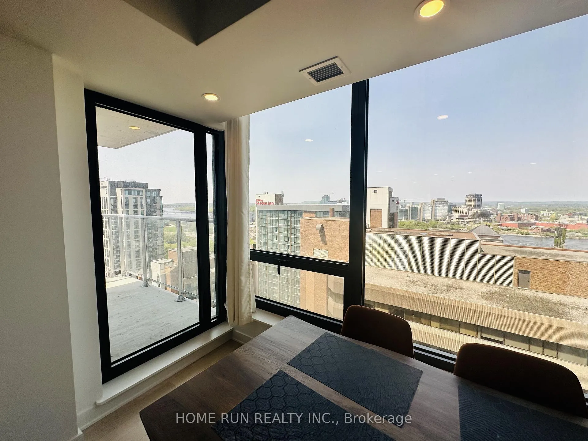 Photo 15 of Unit 1701, 340 Queen Street, Ottawa, Ottawa Centre — HOMEH