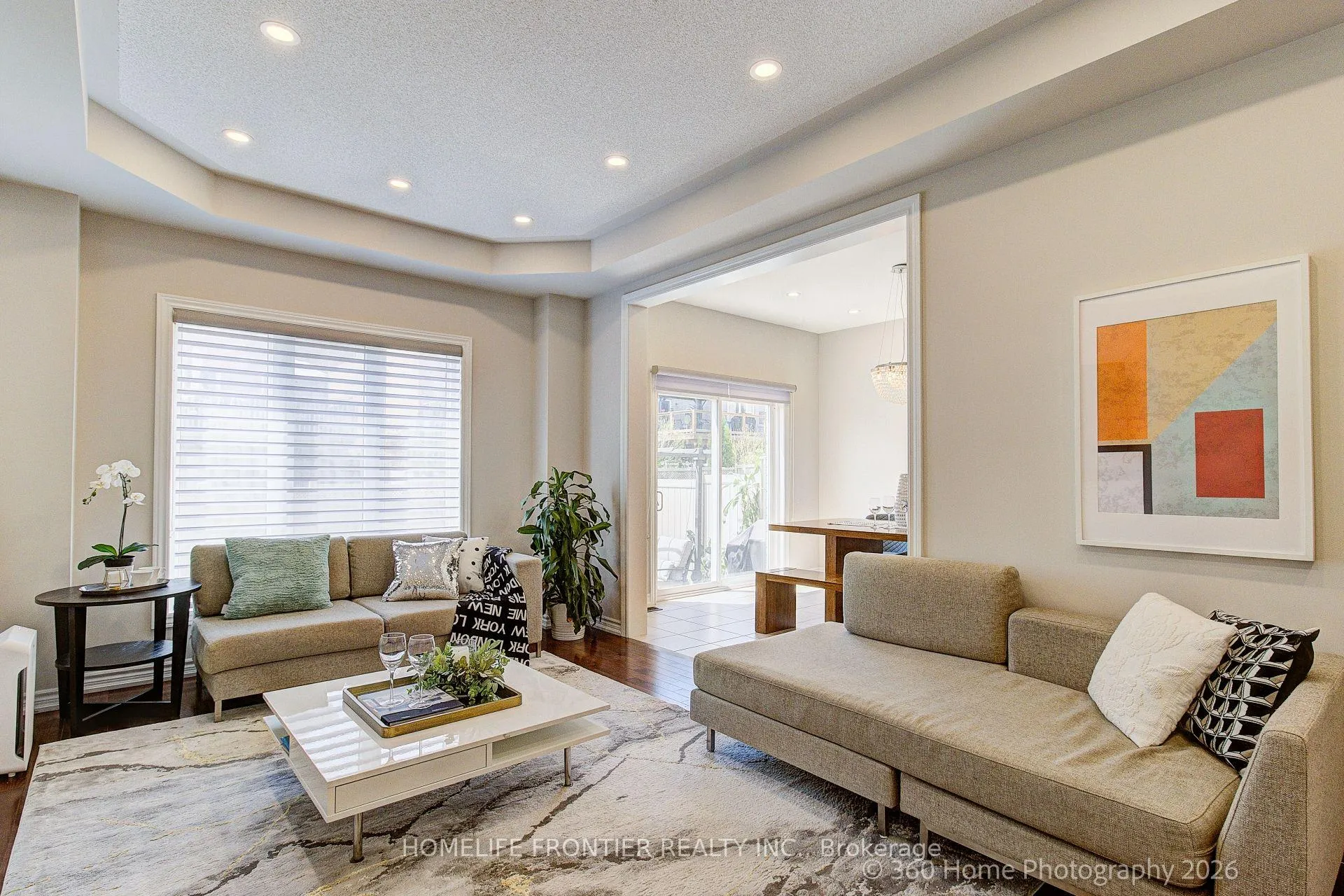 Photo 6 of 117 White Beach Crescent, Vaughan, Patterson — HOMEH