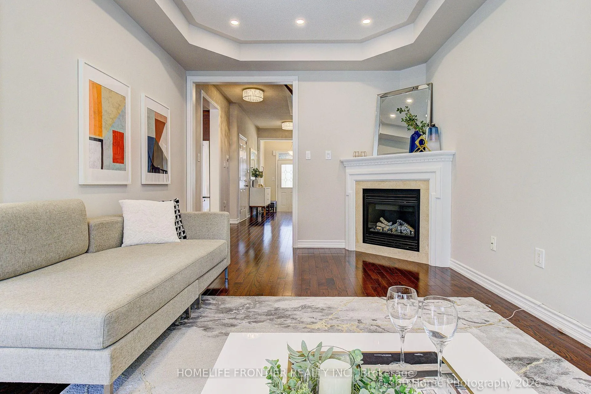 Photo 8 of 117 White Beach Crescent, Vaughan, Patterson — HOMEH