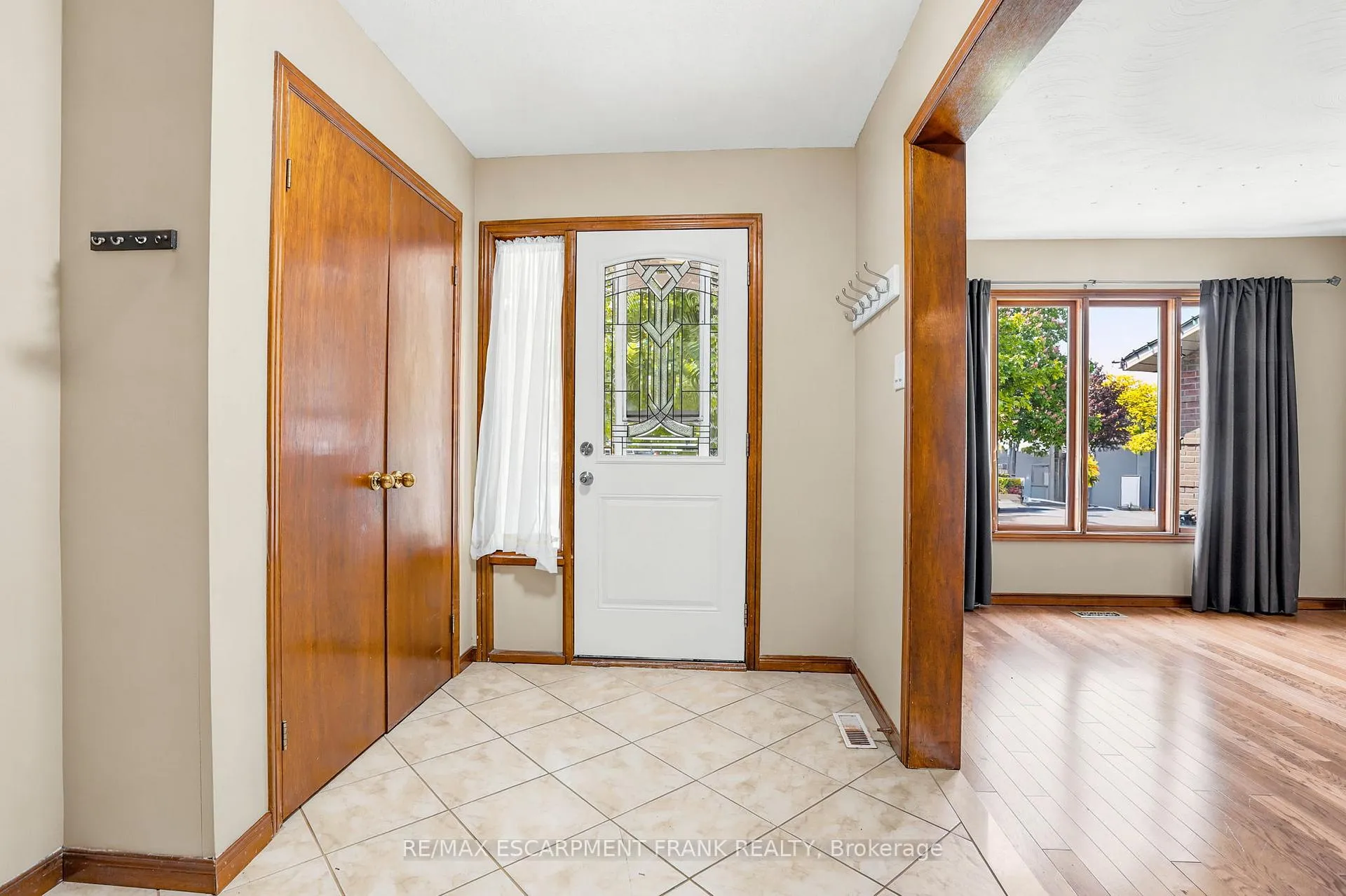 Photo 3 of 35 Amblecote Place, Hamilton, Randall — HOMEH