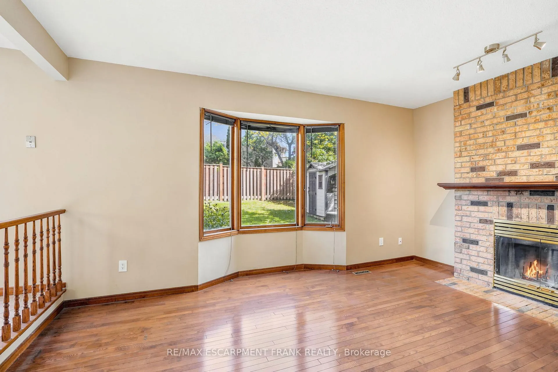Photo 12 of 35 Amblecote Place, Hamilton, Randall — HOMEH