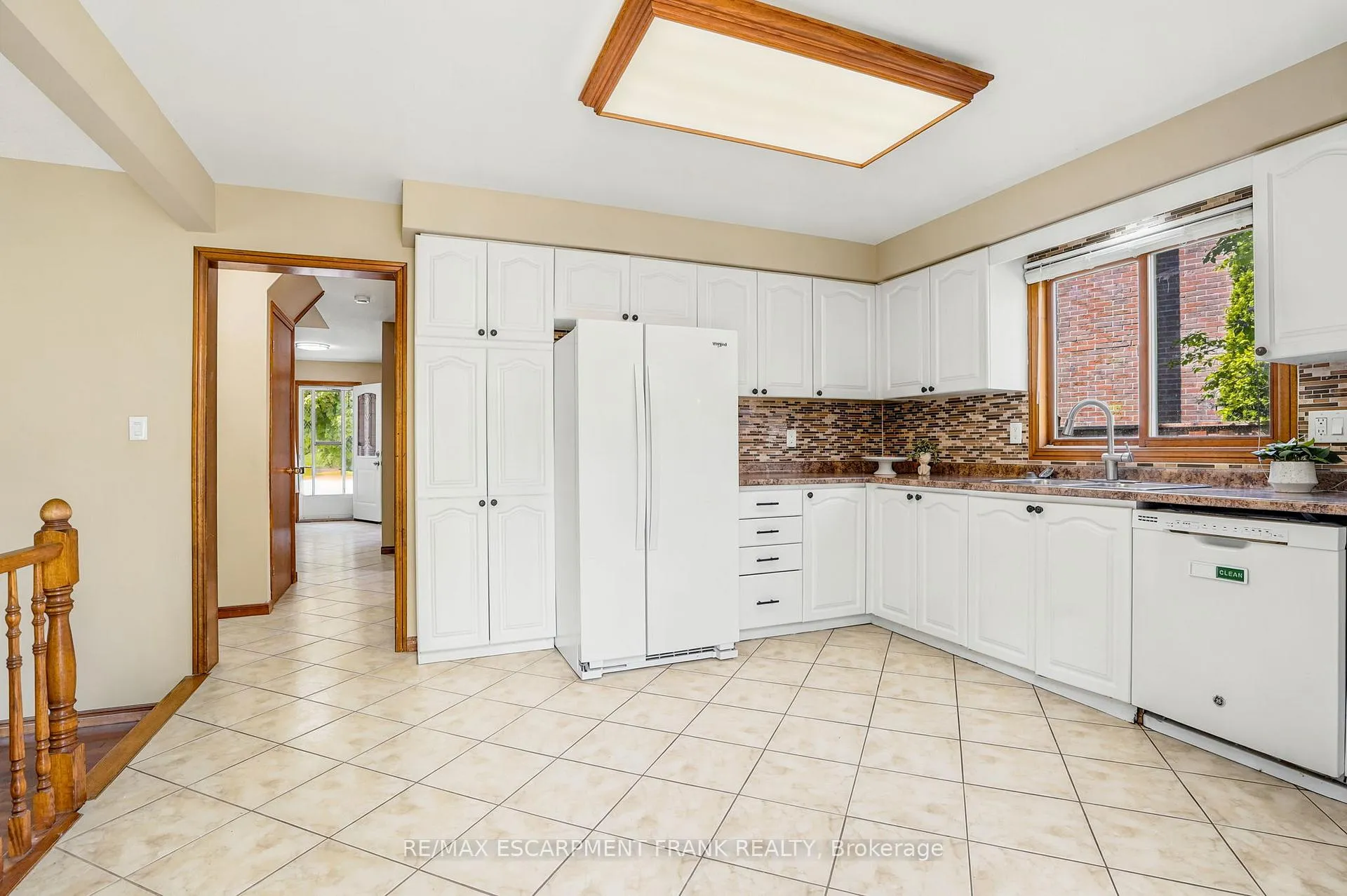 Photo 17 of 35 Amblecote Place, Hamilton, Randall — HOMEH