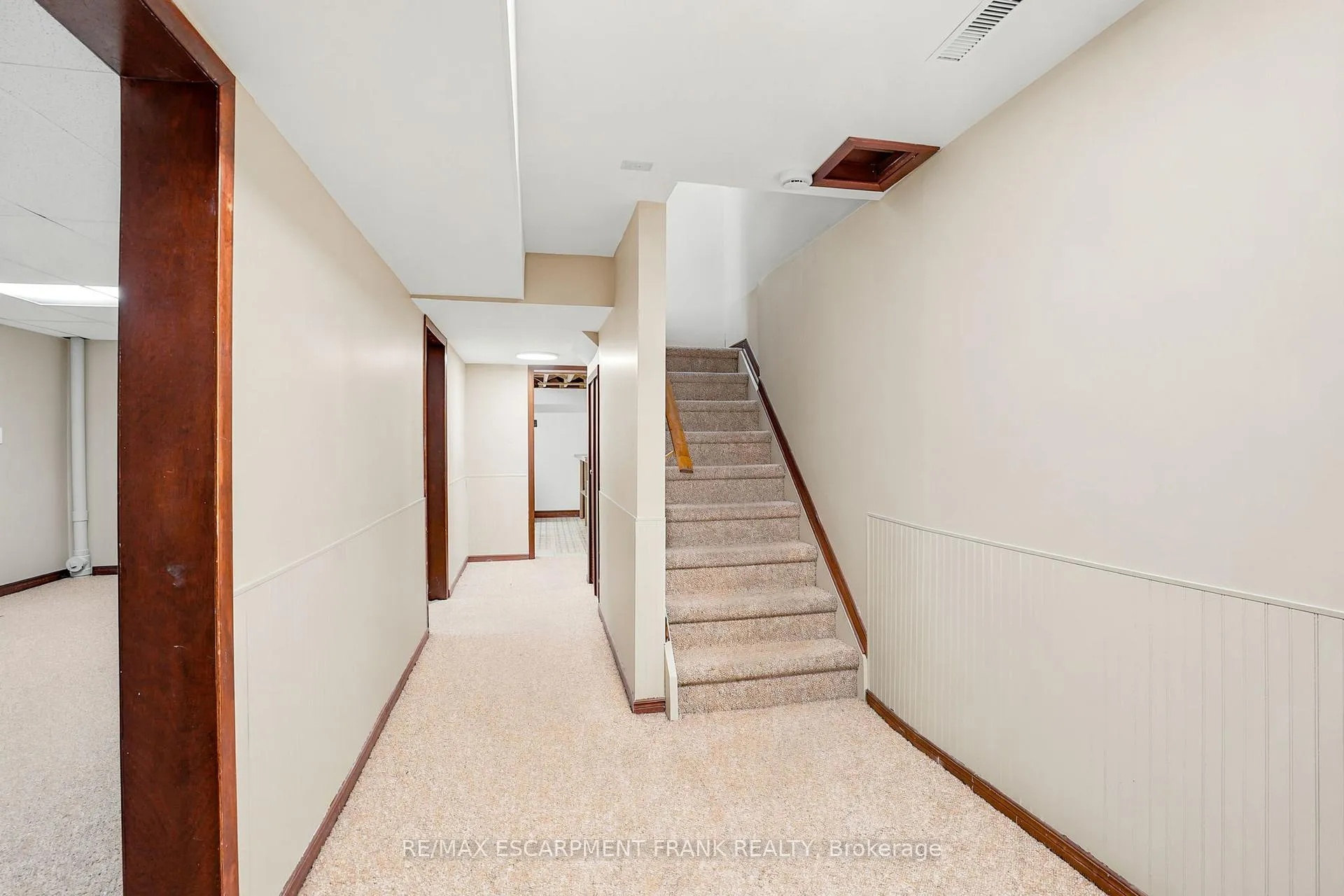 Photo 35 of 35 Amblecote Place, Hamilton, Randall — HOMEH