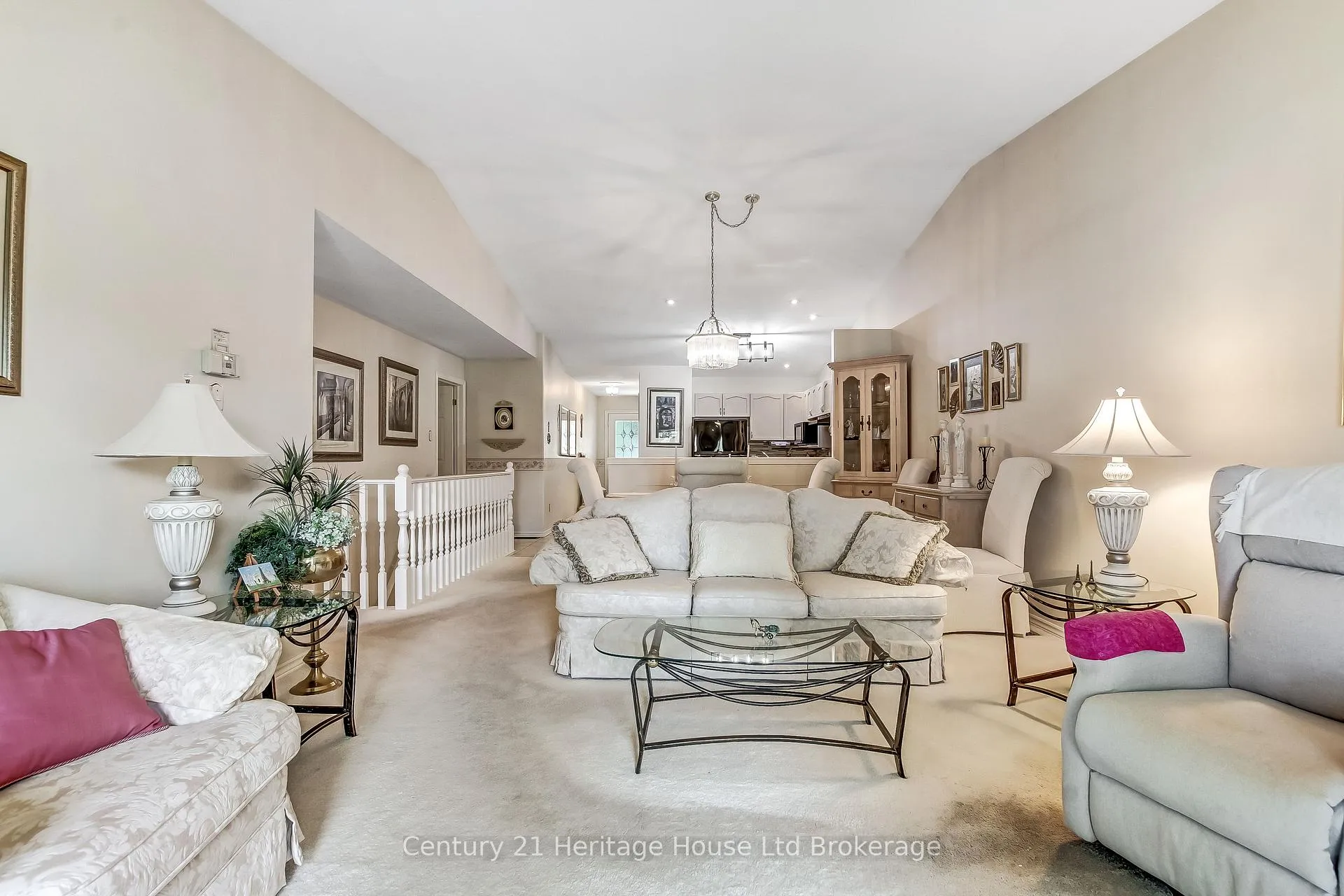 Photo 11 of Unit 54, 19 Hanlon Place, Brant, Paris — HOMEH