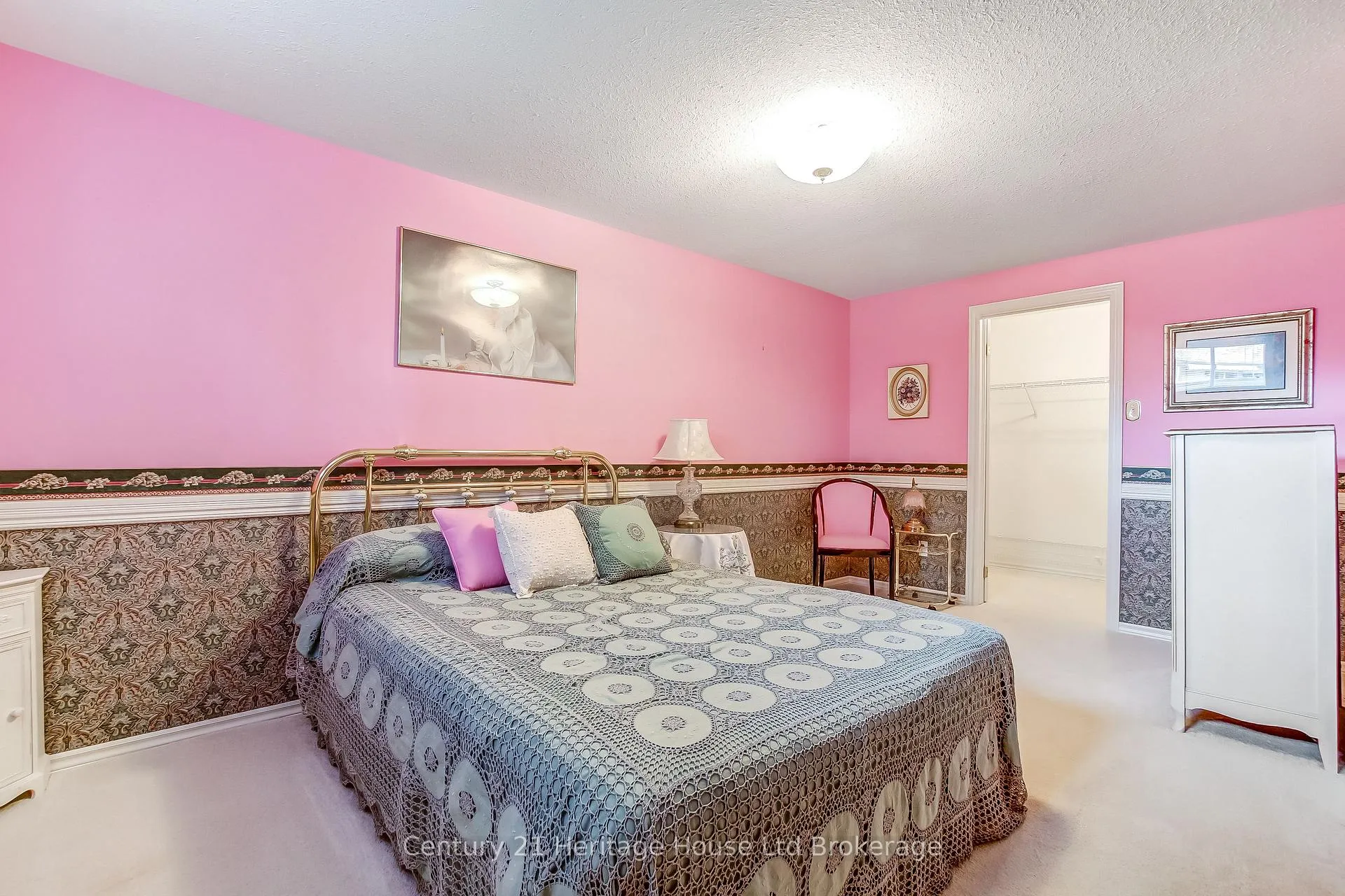 Photo 17 of Unit 54, 19 Hanlon Place, Brant, Paris — HOMEH