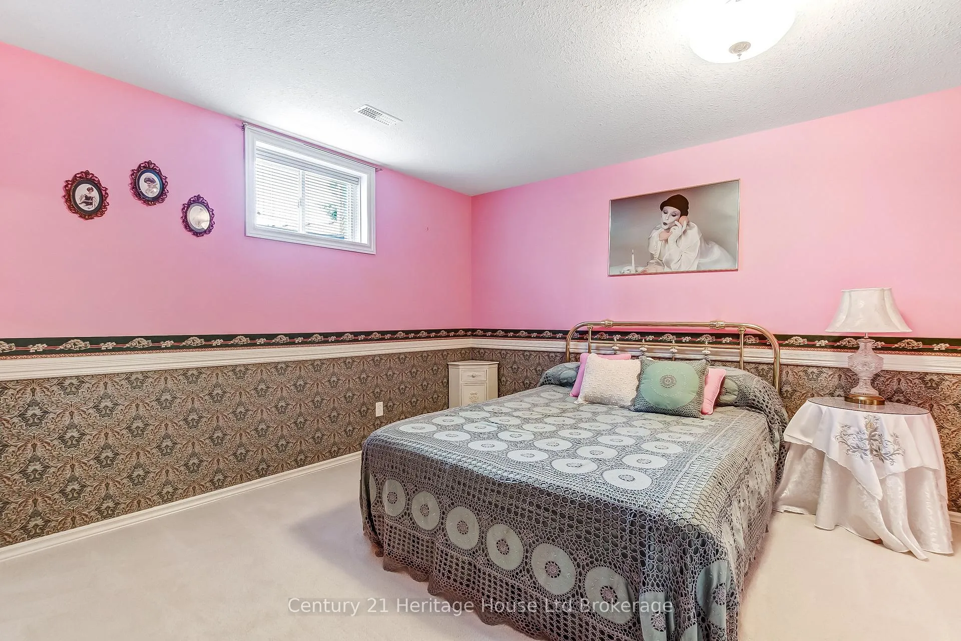 Photo 18 of Unit 54, 19 Hanlon Place, Brant, Paris — HOMEH
