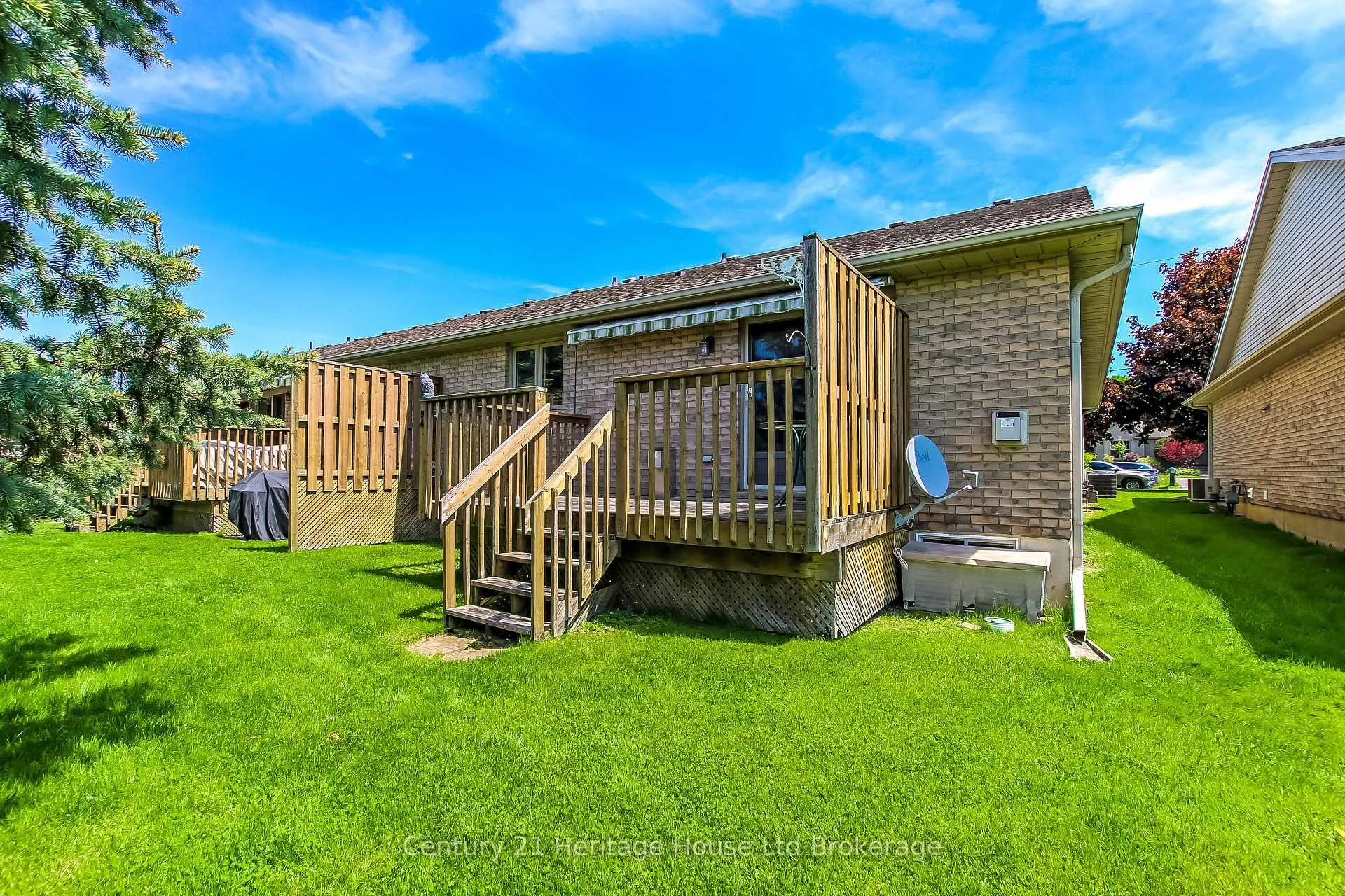 Photo 29 of Unit 54, 19 Hanlon Place, Brant, Paris — HOMEH
