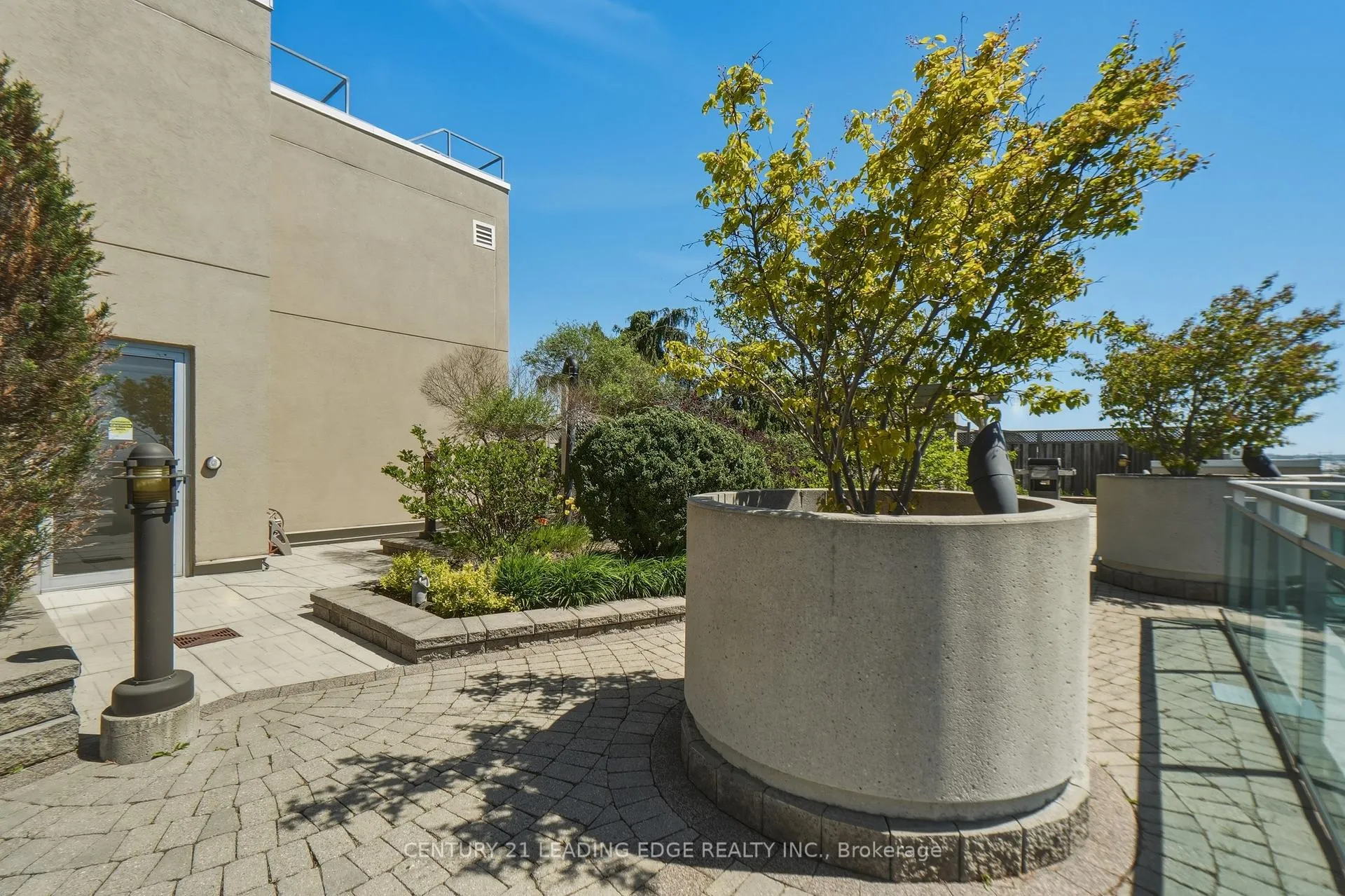Photo 29 of Unit 902, 1600 Charles Street, Whitby, Port Whitby — HOMEH