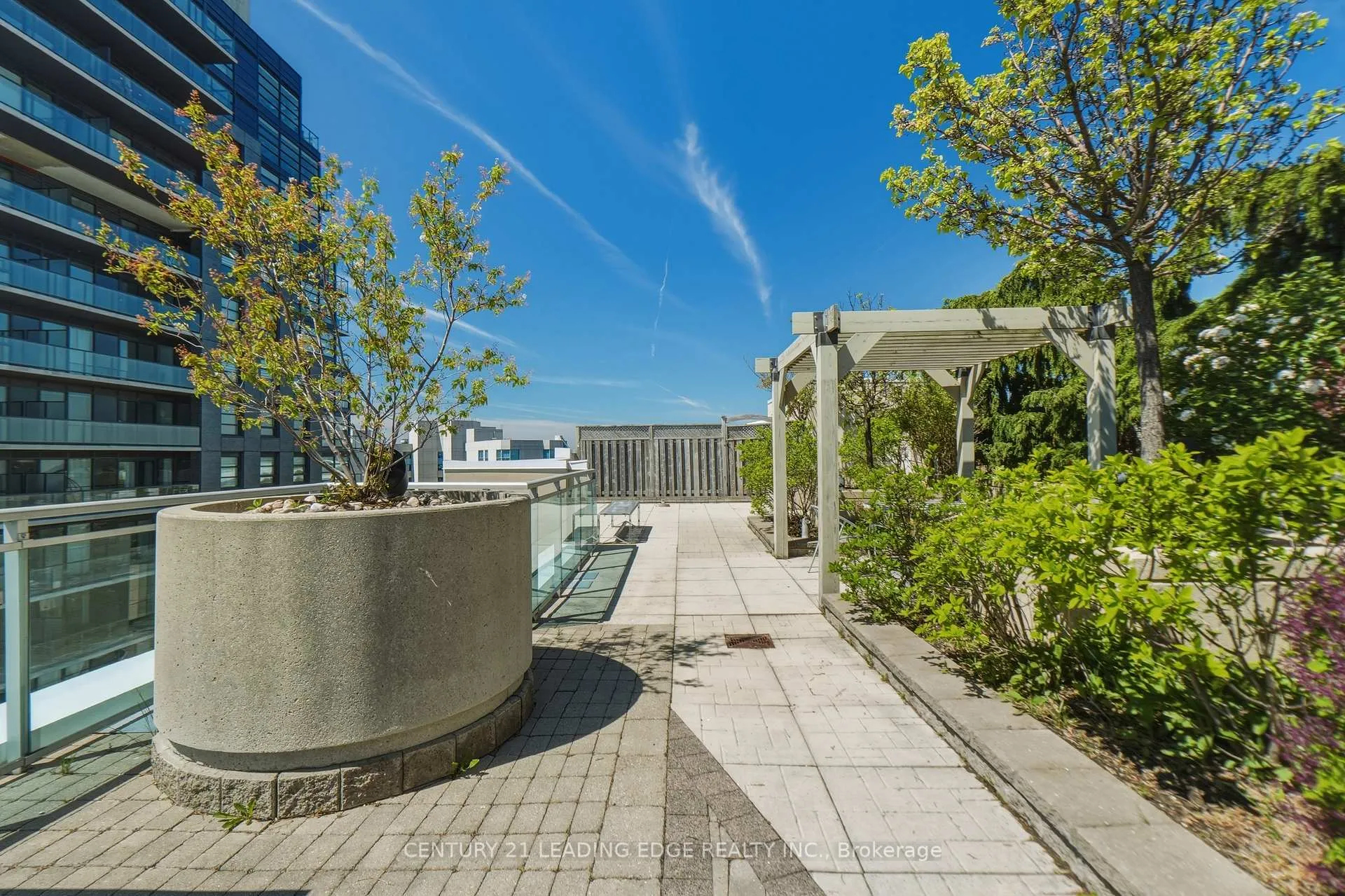 Photo 32 of Unit 902, 1600 Charles Street, Whitby, Port Whitby — HOMEH