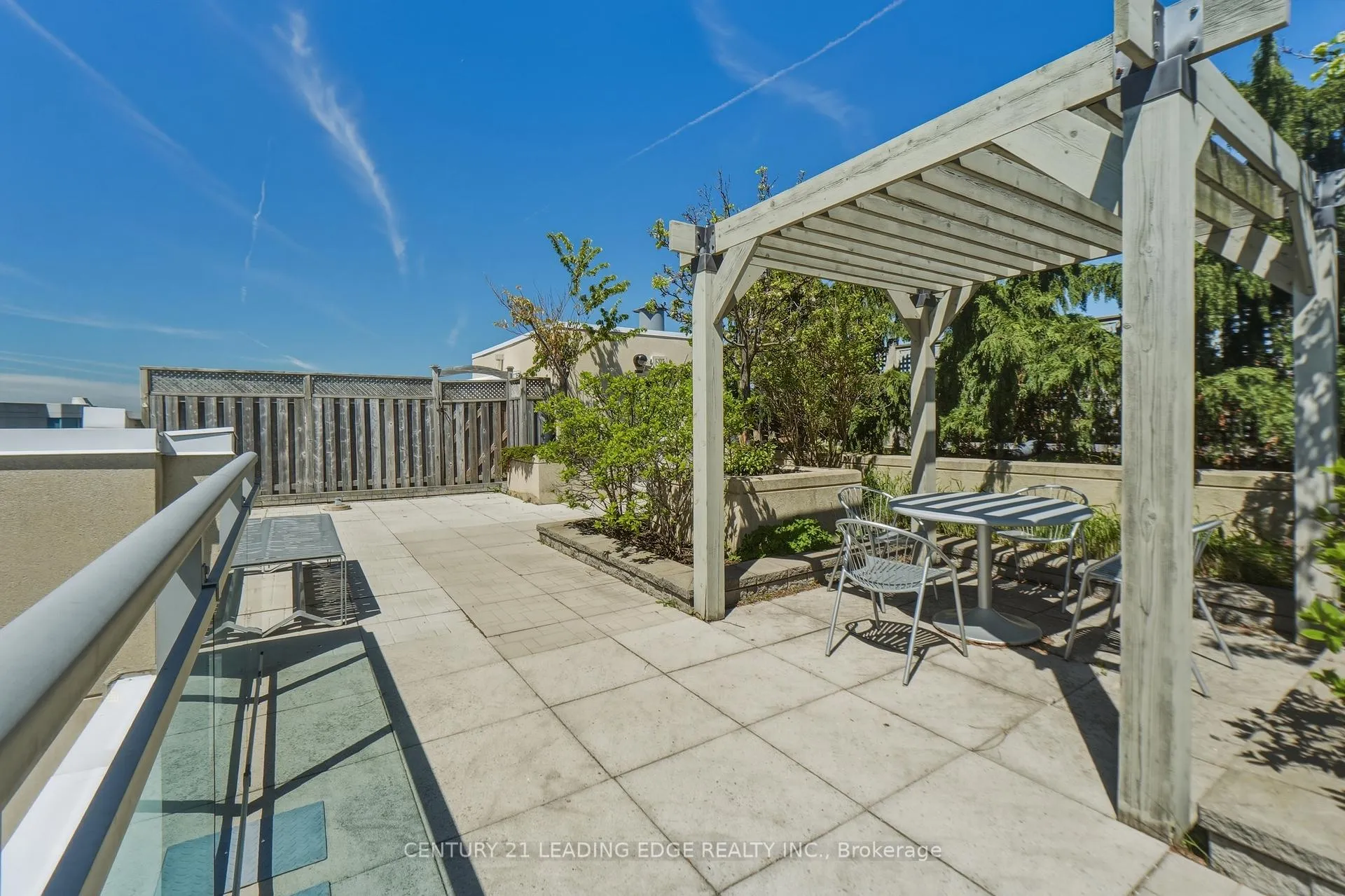 Photo 33 of Unit 902, 1600 Charles Street, Whitby, Port Whitby — HOMEH