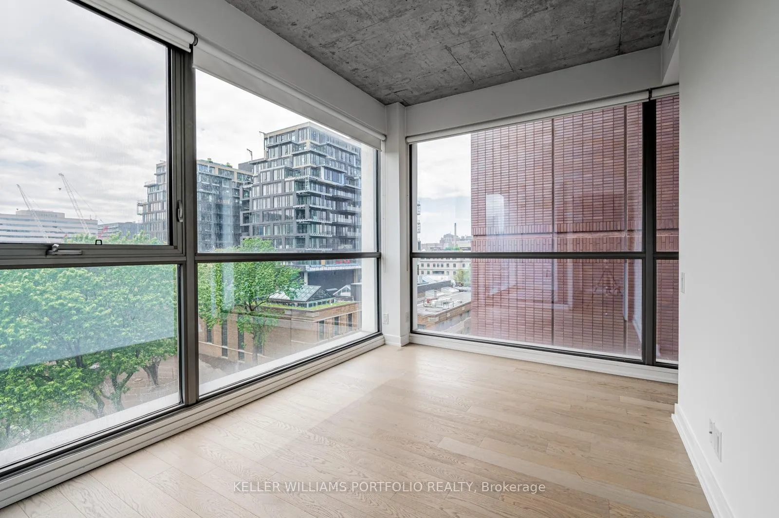 Photo 12 of Unit 726, 39 Brant Street, Toronto, Waterfront Communities — HOMEH