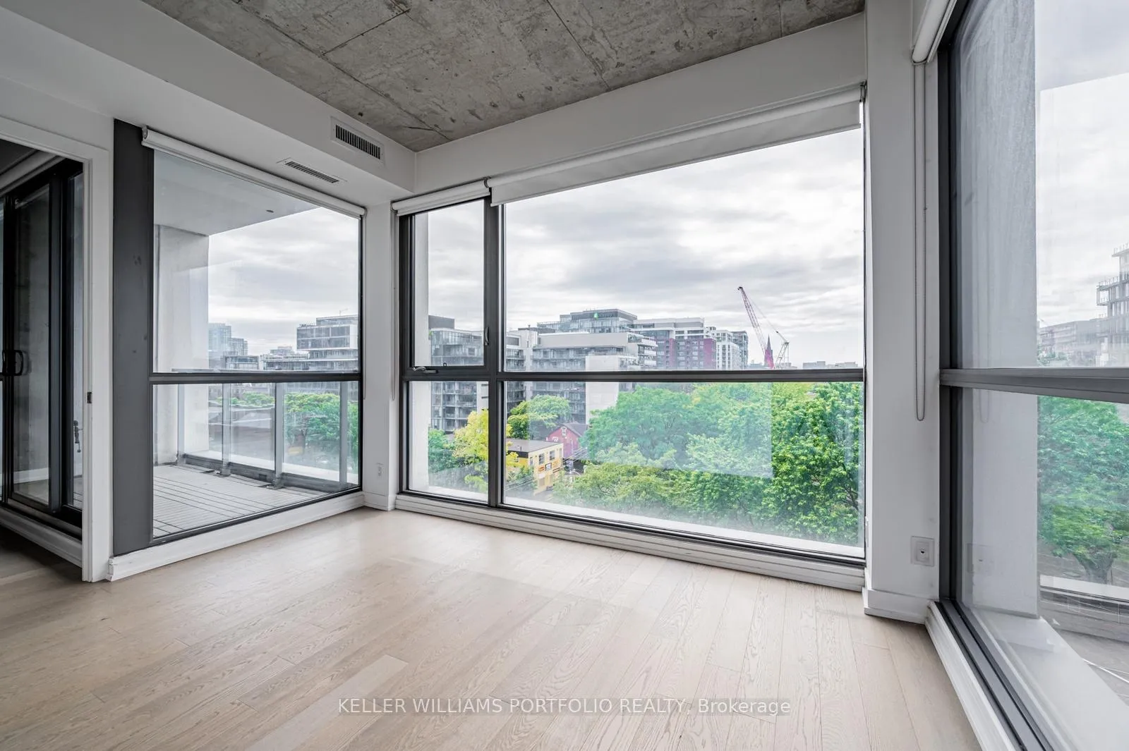 Photo 13 of Unit 726, 39 Brant Street, Toronto, Waterfront Communities — HOMEH