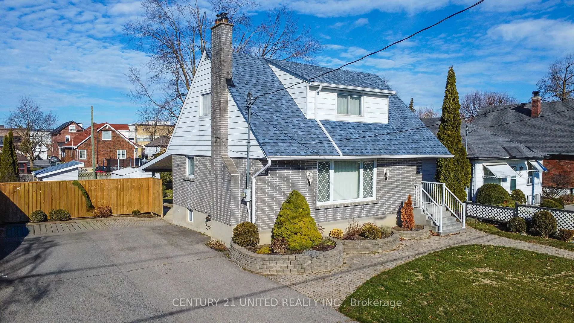 Photo 1 of 636 Cameron Street, Peterborough, Otonabee Ward 1 — HOMEH