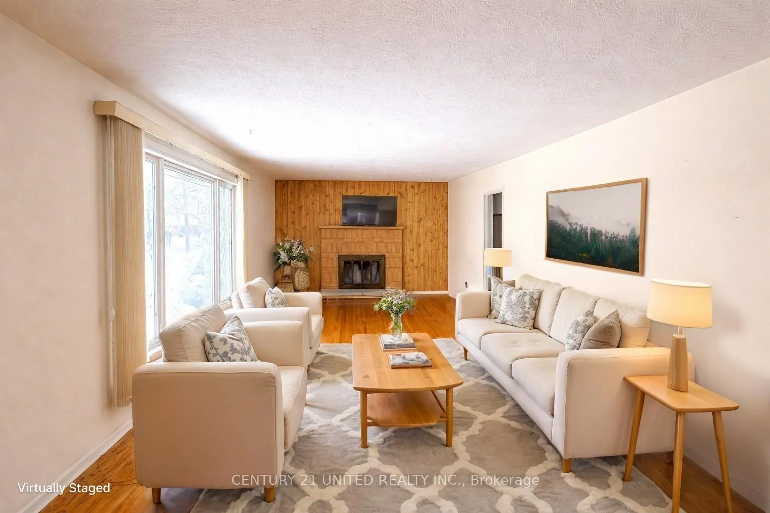 Photo 7 of 636 Cameron Street, Peterborough, Otonabee Ward 1 — HOMEH