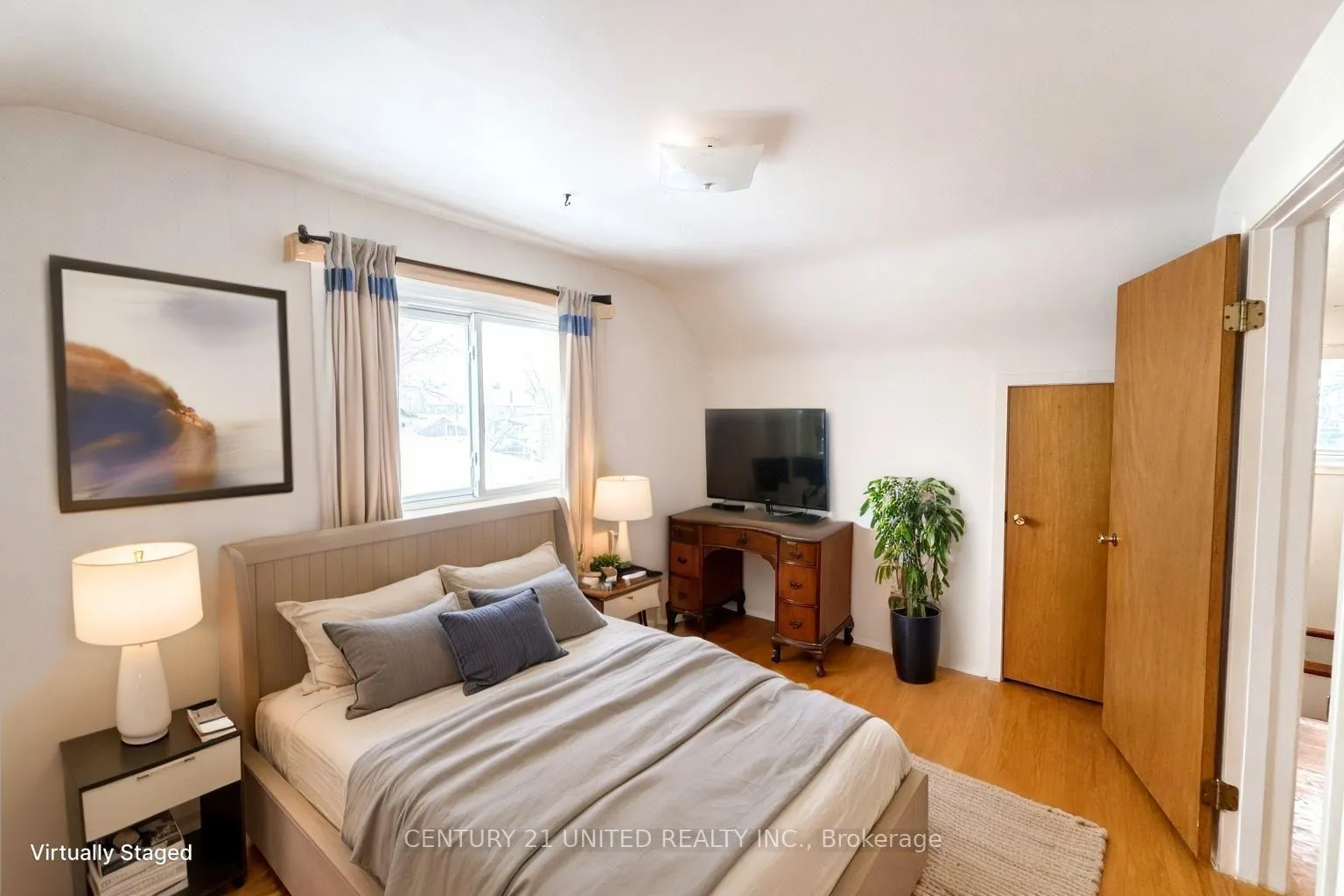 Photo 17 of 636 Cameron Street, Peterborough, Otonabee Ward 1 — HOMEH