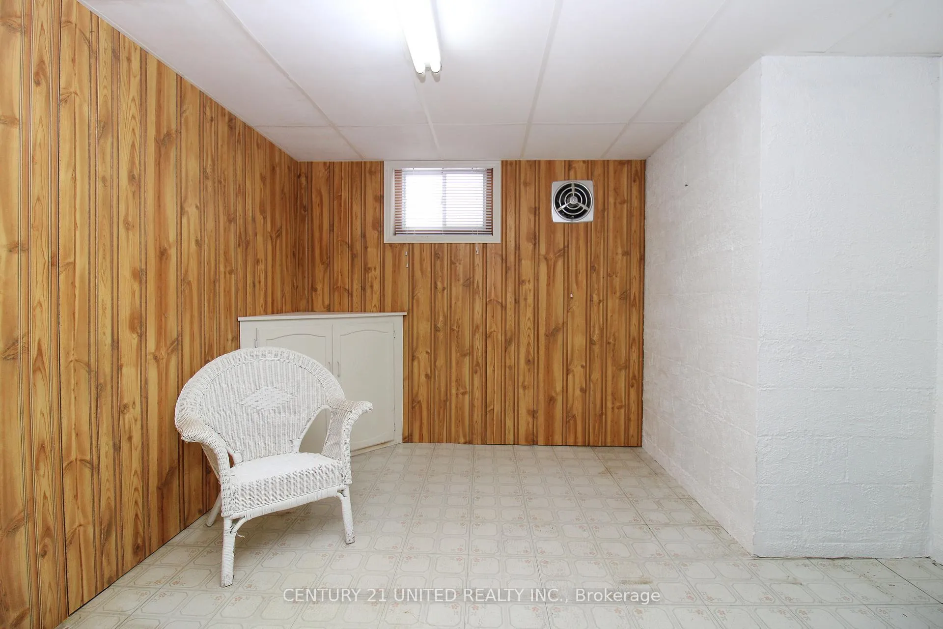 Photo 29 of 636 Cameron Street, Peterborough, Otonabee Ward 1 — HOMEH