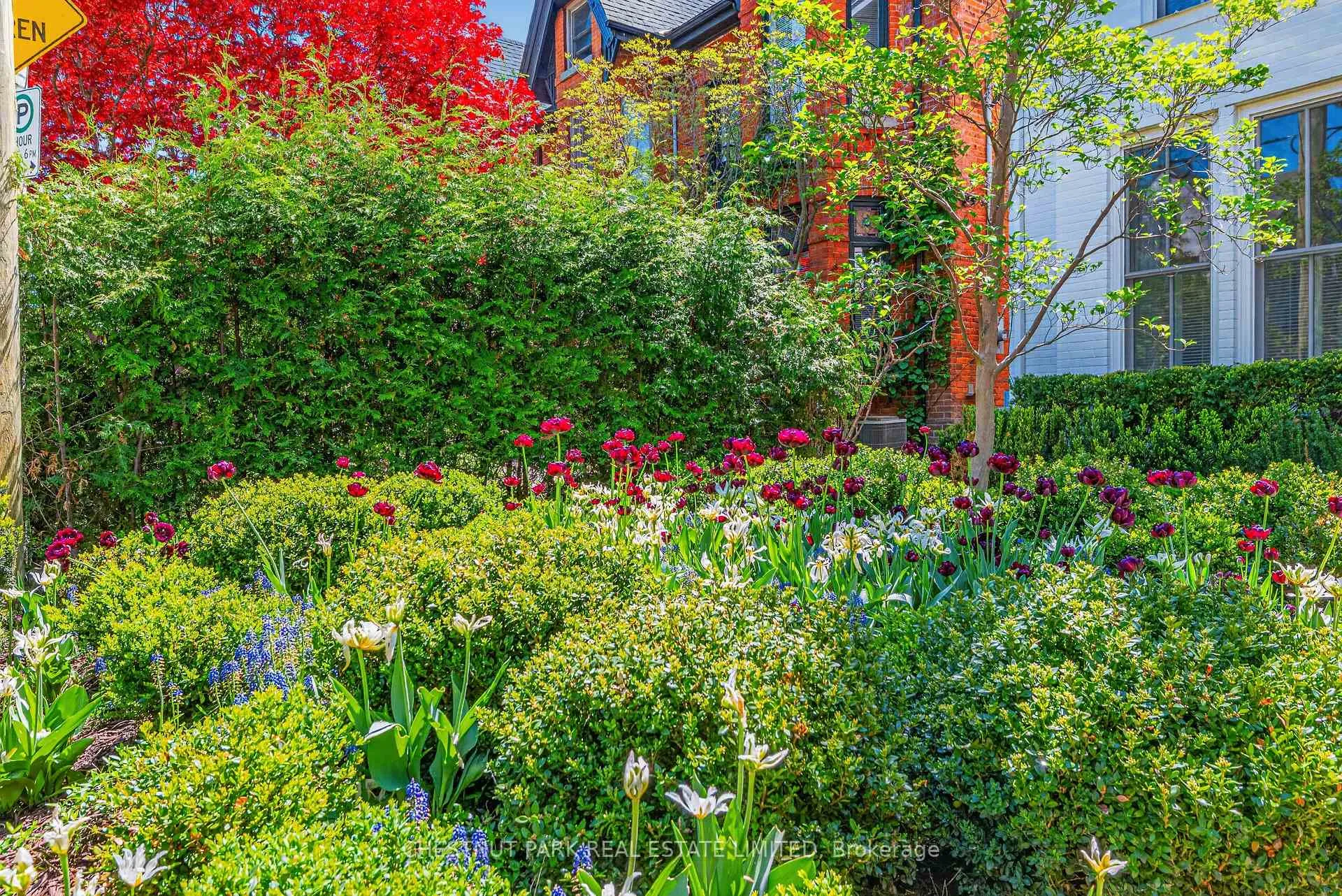 Photo 45 of 47 Walker Avenue, Toronto, Yonge-St. Clair — HOMEH