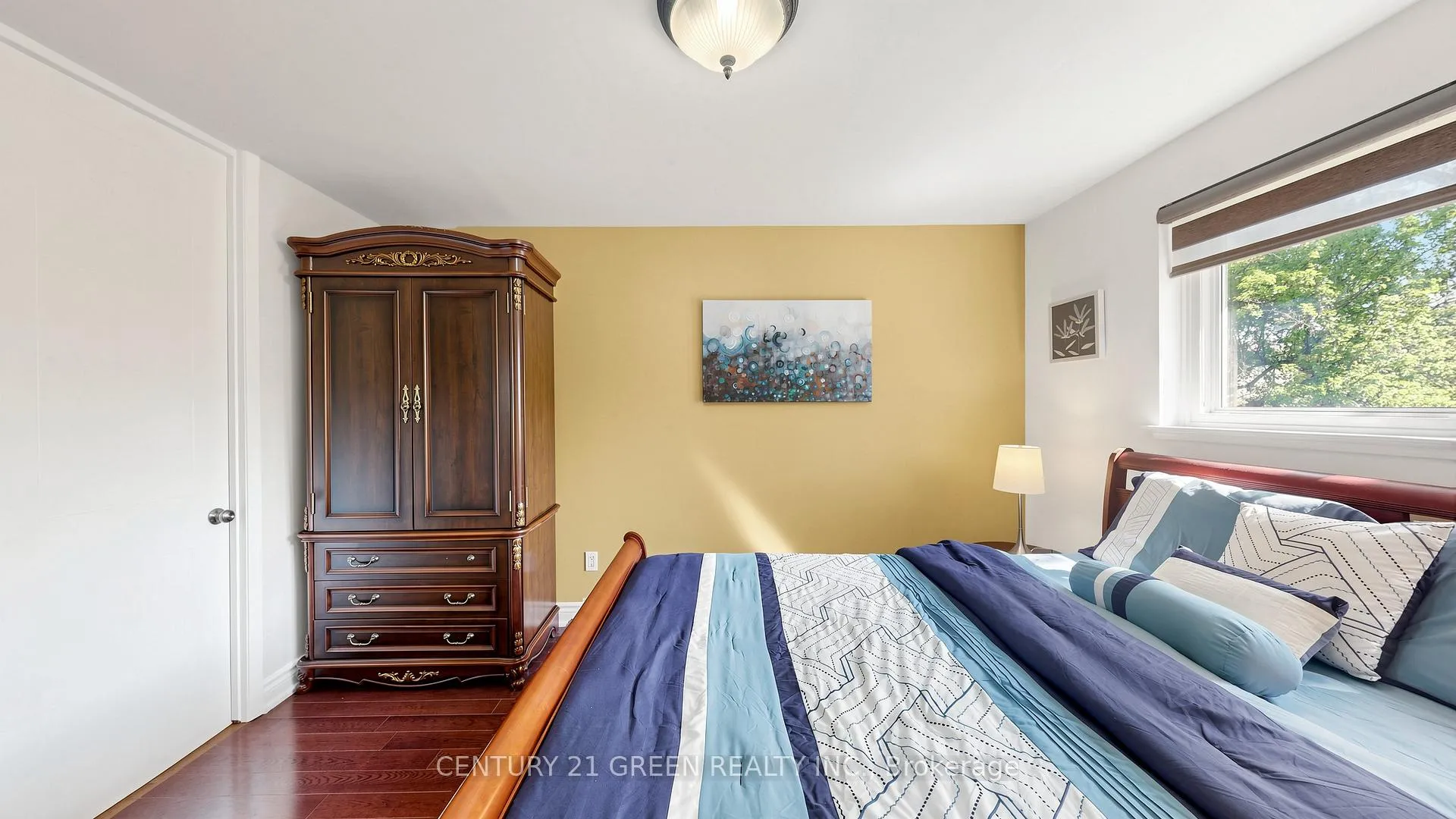 Photo 22 of 95 Kearney Drive, Etobicoke, West Humber-Clairville — HOMEH