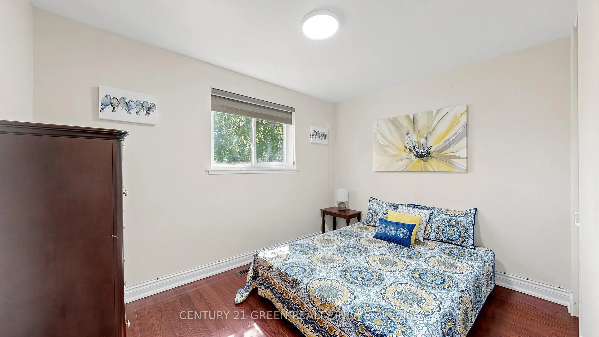 Photo 23 of 95 Kearney Drive, Etobicoke, West Humber-Clairville — HOMEH