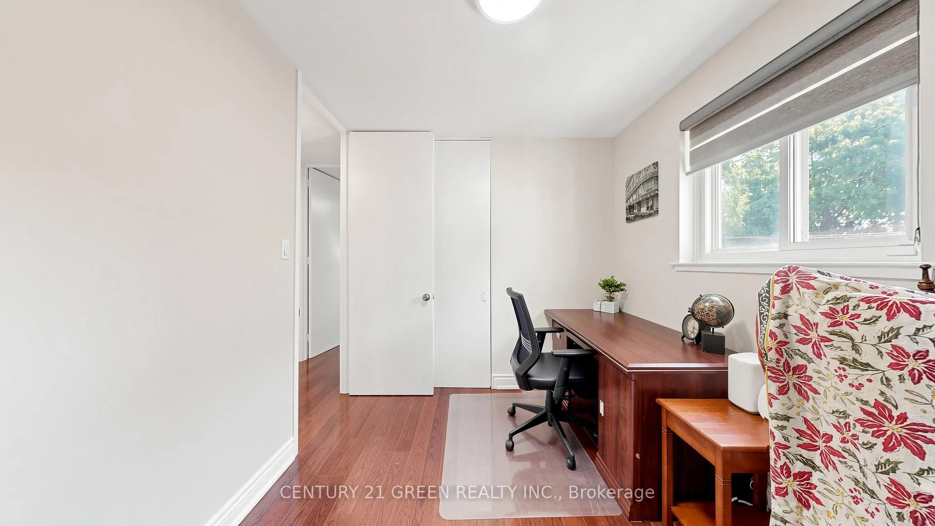 Photo 26 of 95 Kearney Drive, Etobicoke, West Humber-Clairville — HOMEH
